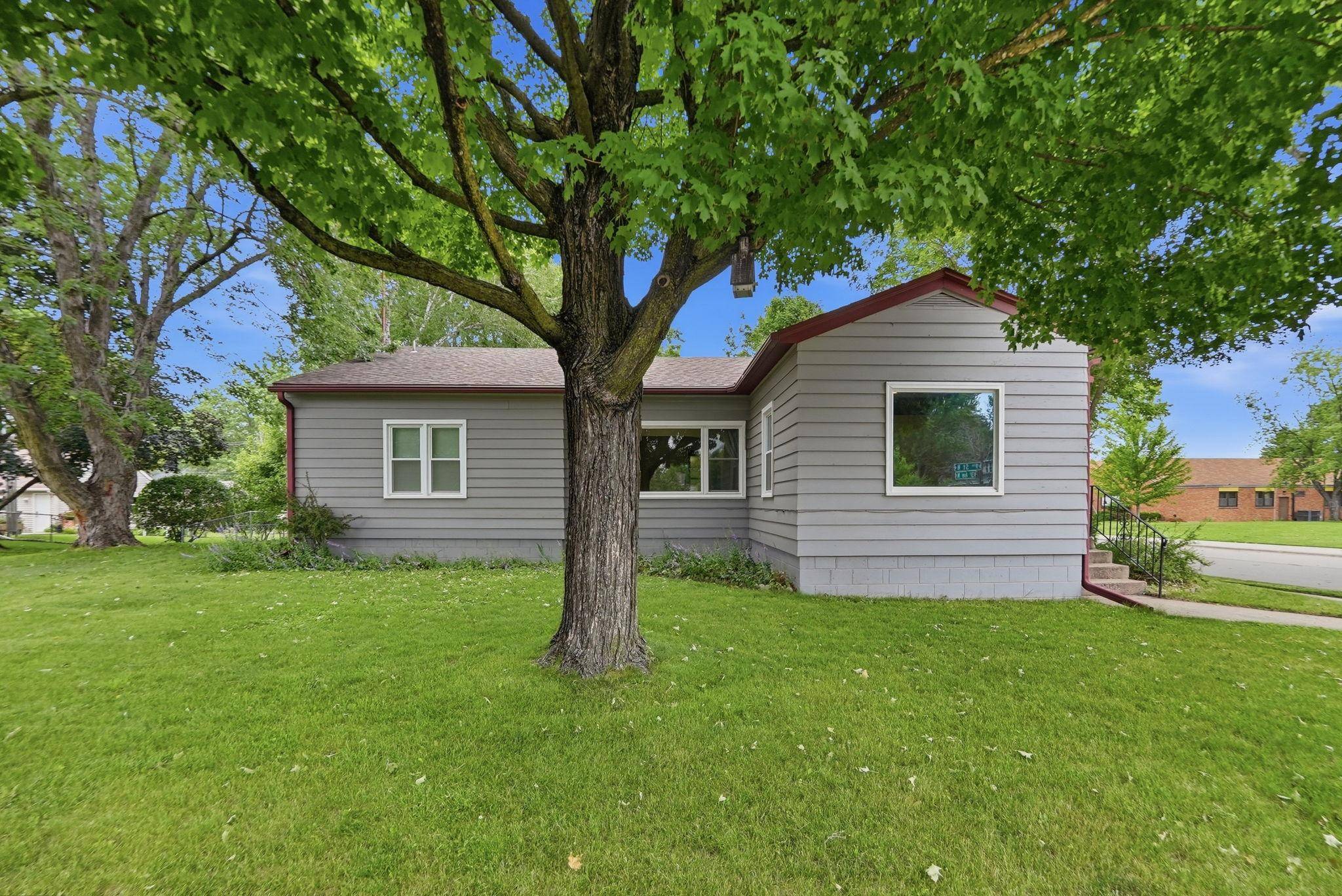 901 31st AVE N, Saint Cloud, MN 56303