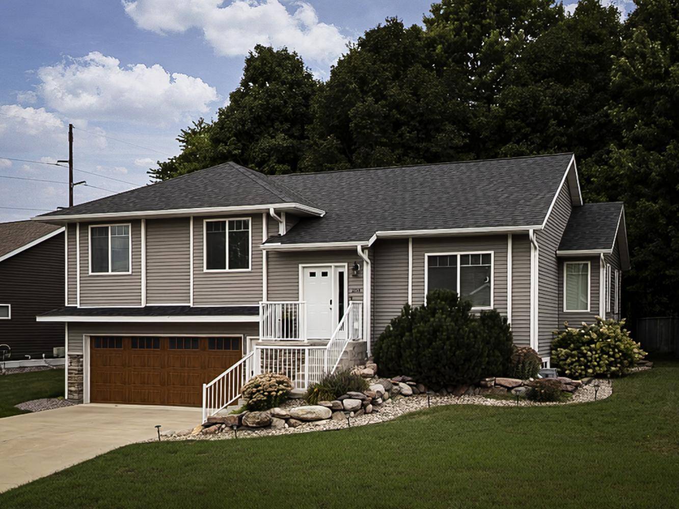 304 Tanager RD, Mankato, MN 56001