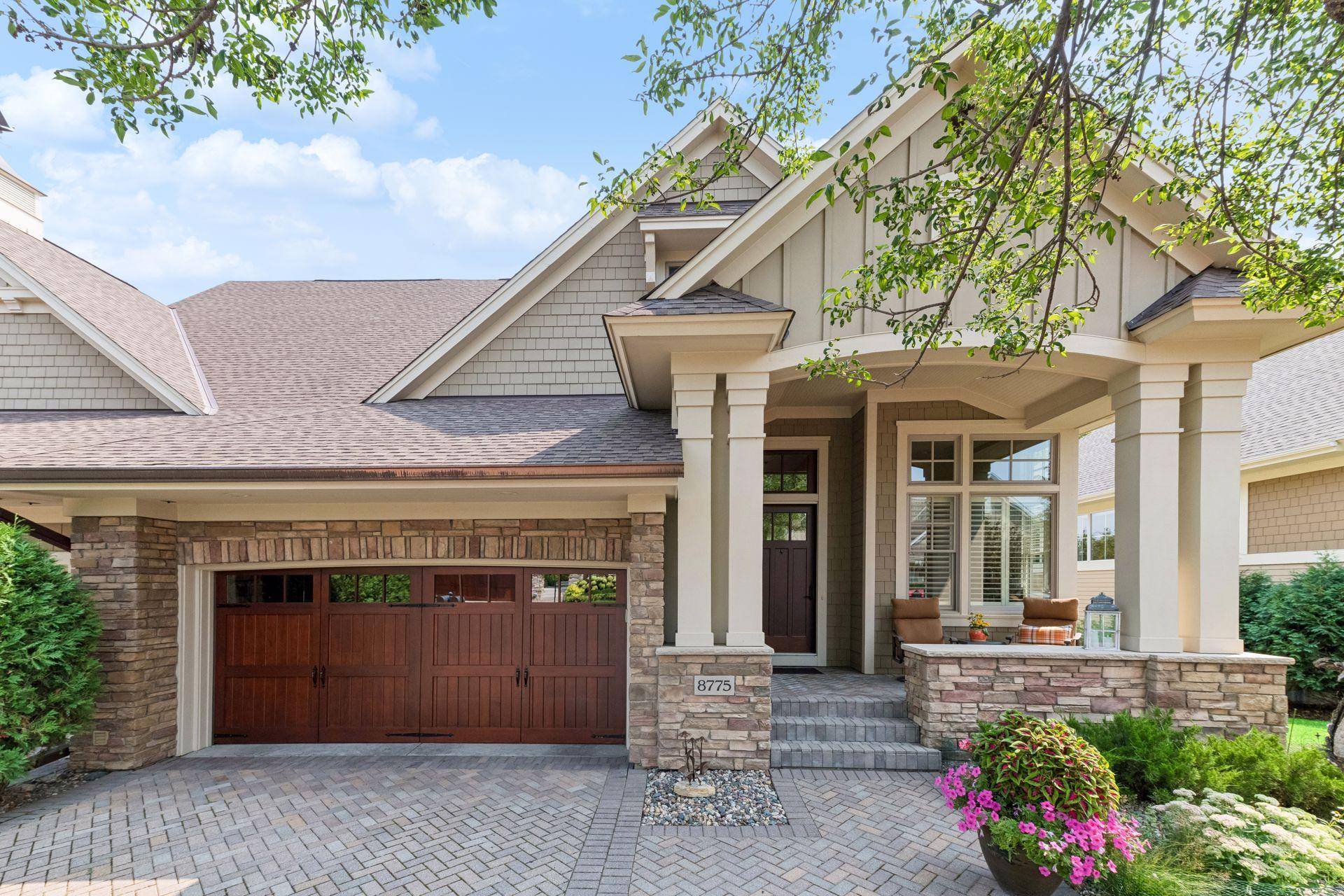 8775 Lake Riley DR, Chanhassen, MN 55317