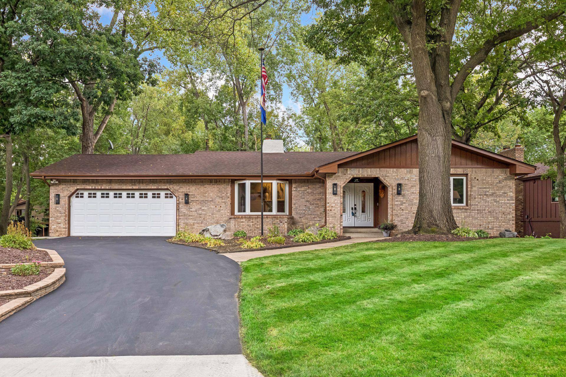 5505 W Danube RD, Fridley, MN 55432