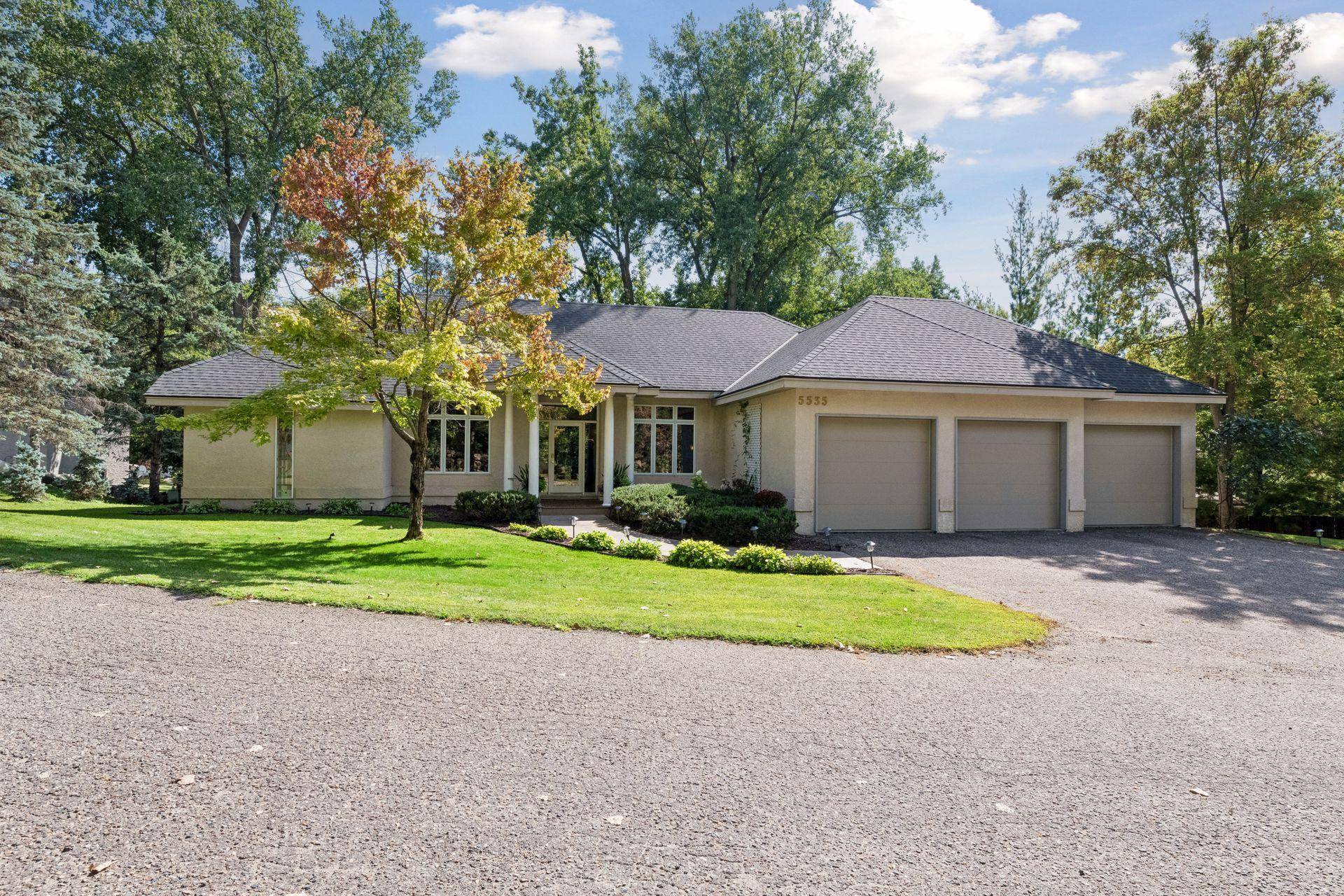 5535 Wingwood CT, Minnetonka, MN 55345