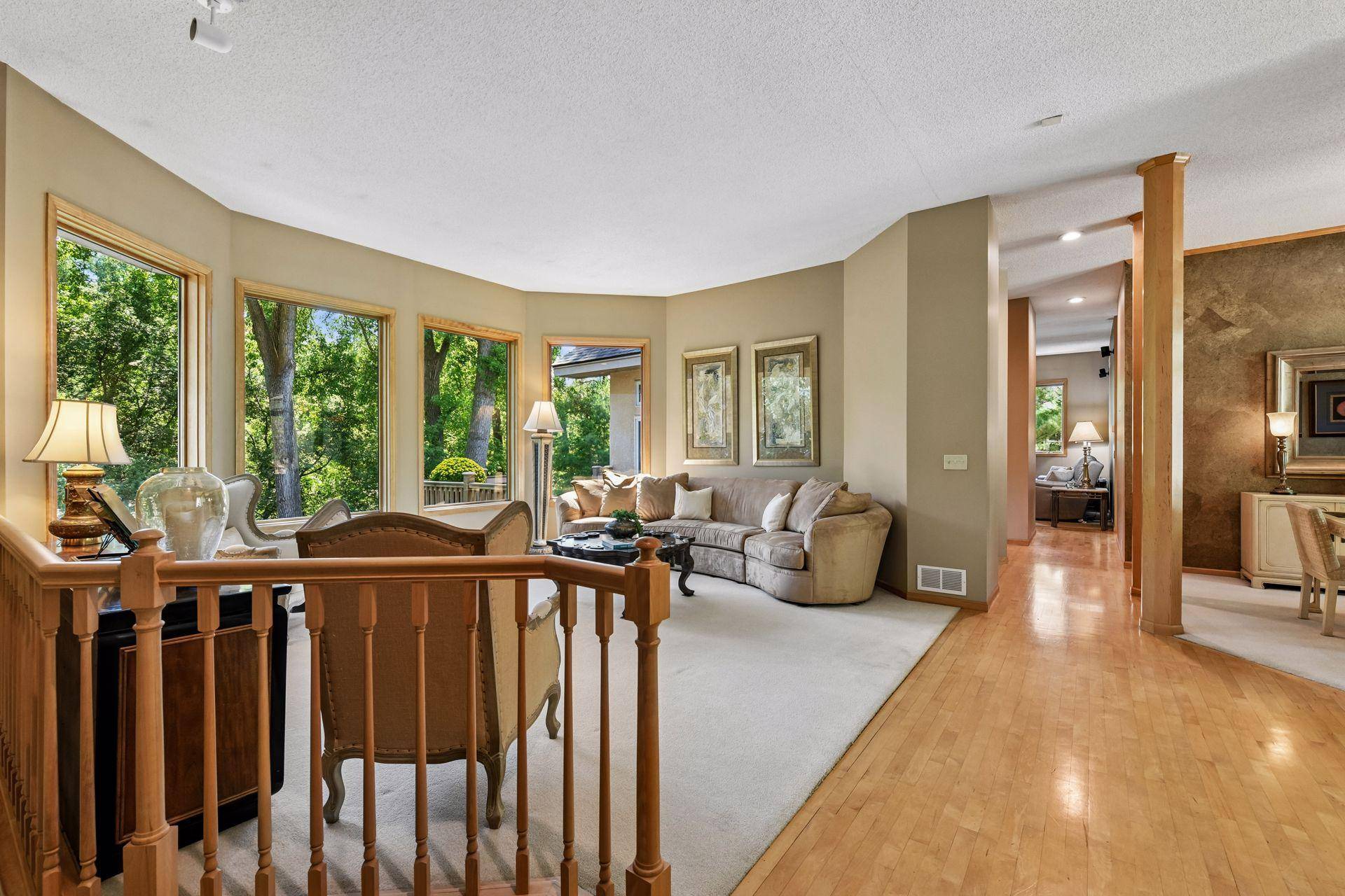 5535 Wingwood CT, Minnetonka, MN 55345
