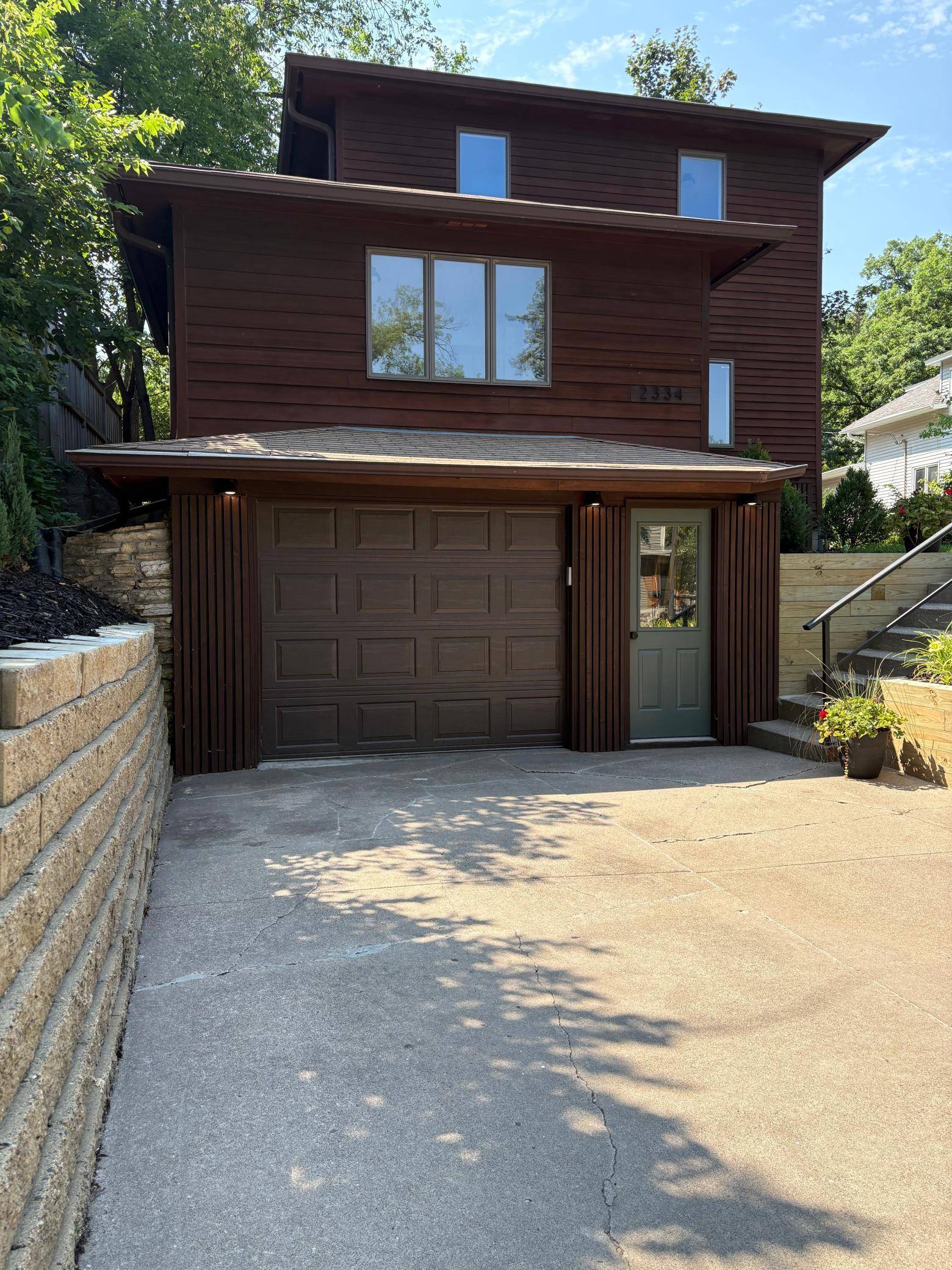 2334 Doswell AVE, Saint Paul, MN 55108