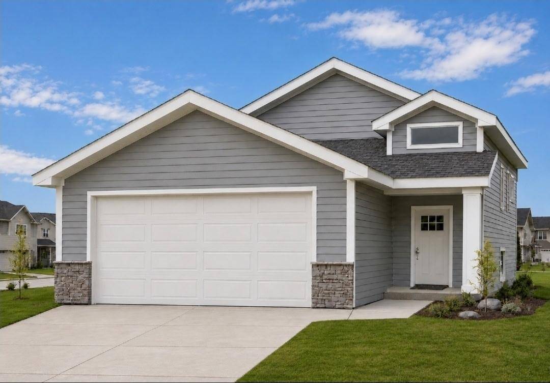 6731 66th AVE S, Horace, ND 58047