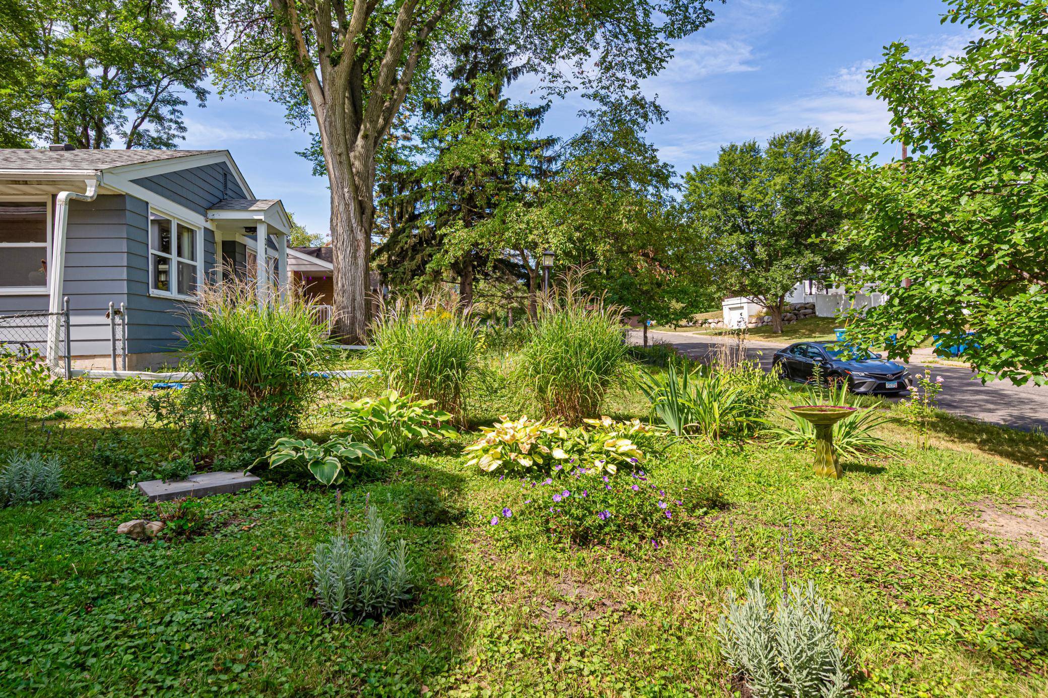 3807 27th AVE N, Robbinsdale, MN 55422