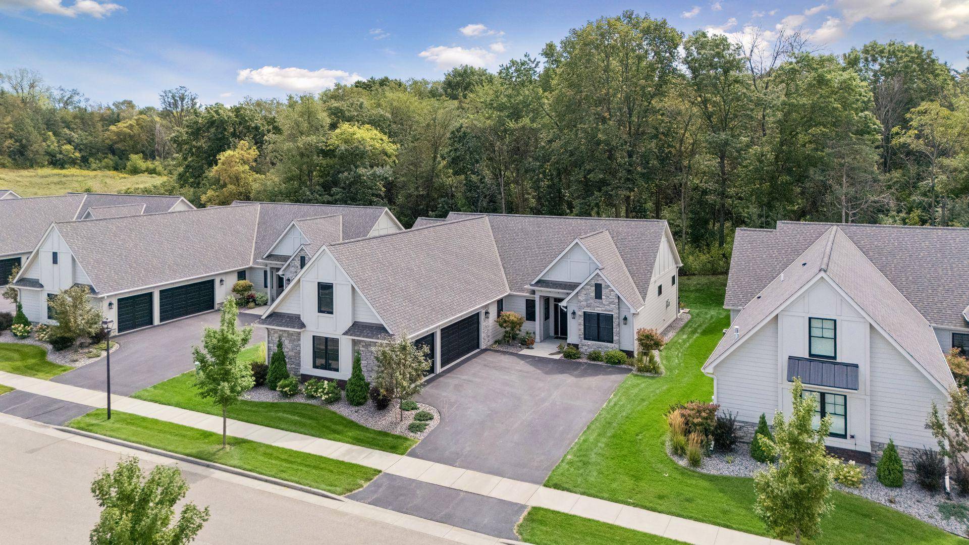 2334 Simply Living LN, Hudson, WI 54016