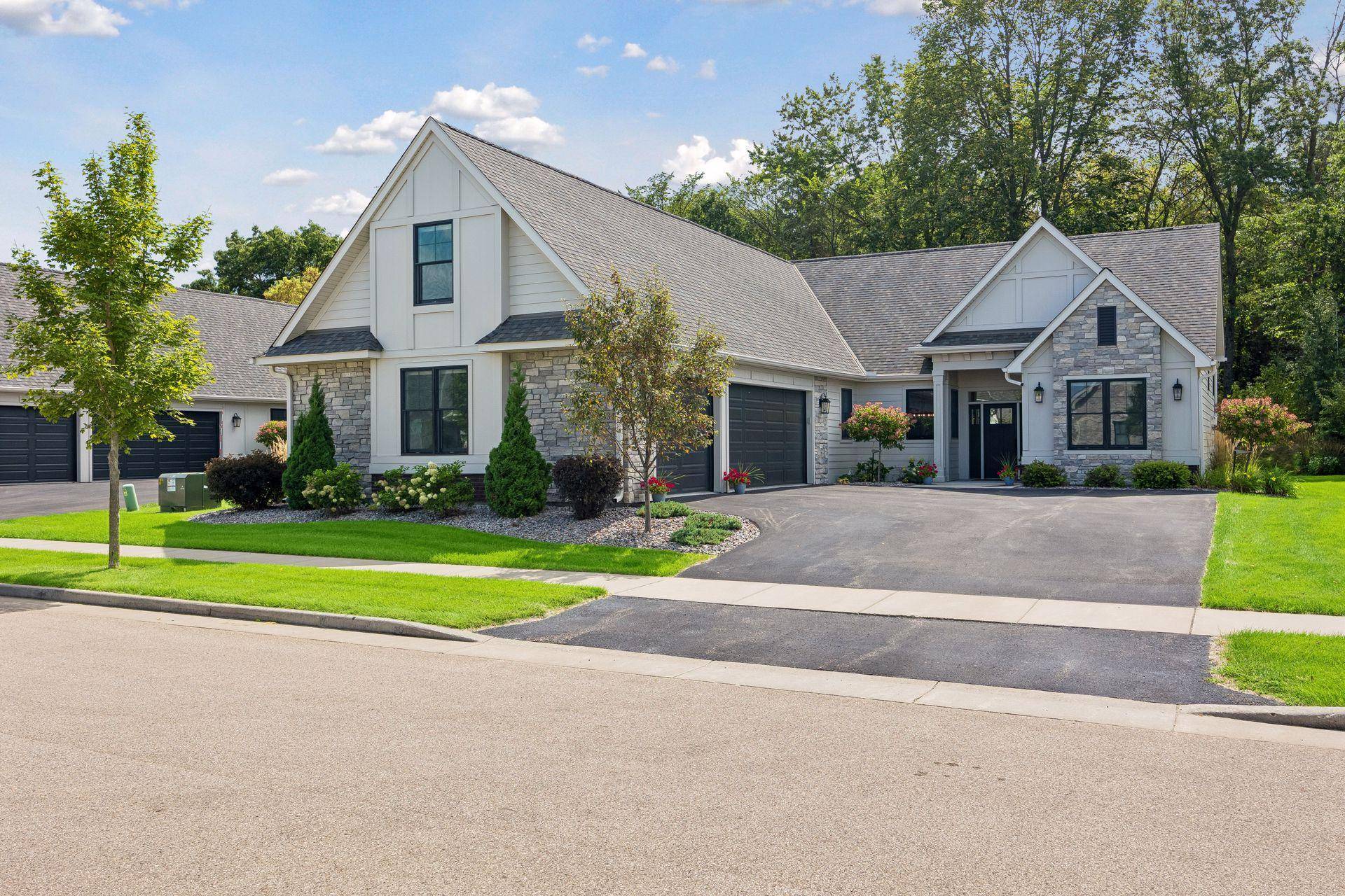 2334 Simply Living LN, Hudson, WI 54016