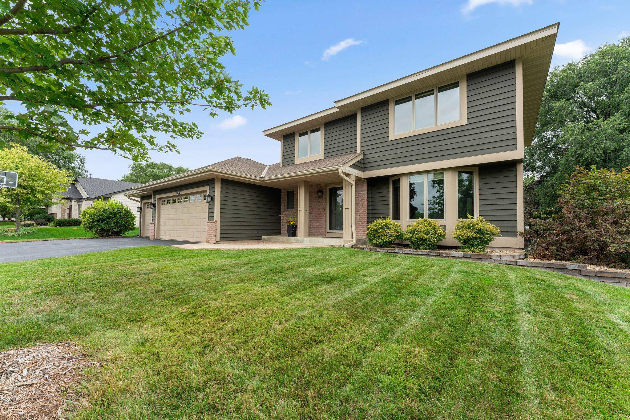 9623 161st ST W, Lakeville, MN 55044