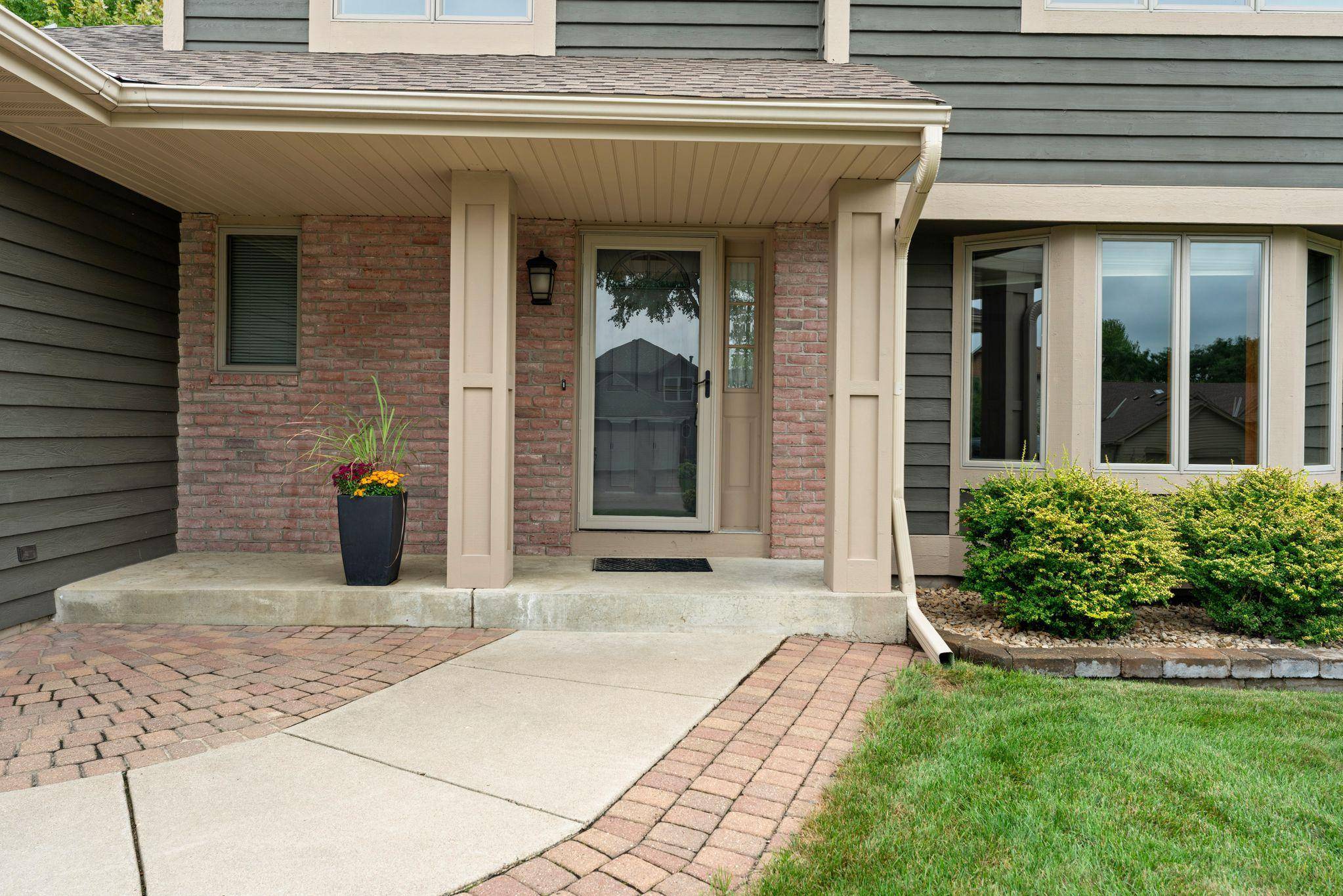9623 161st ST W, Lakeville, MN 55044
