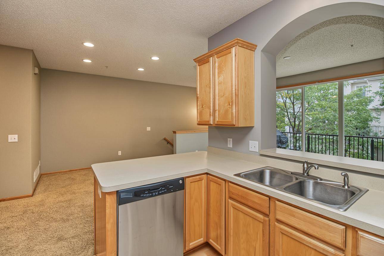2598 136th ST W, Rosemount, MN 55068