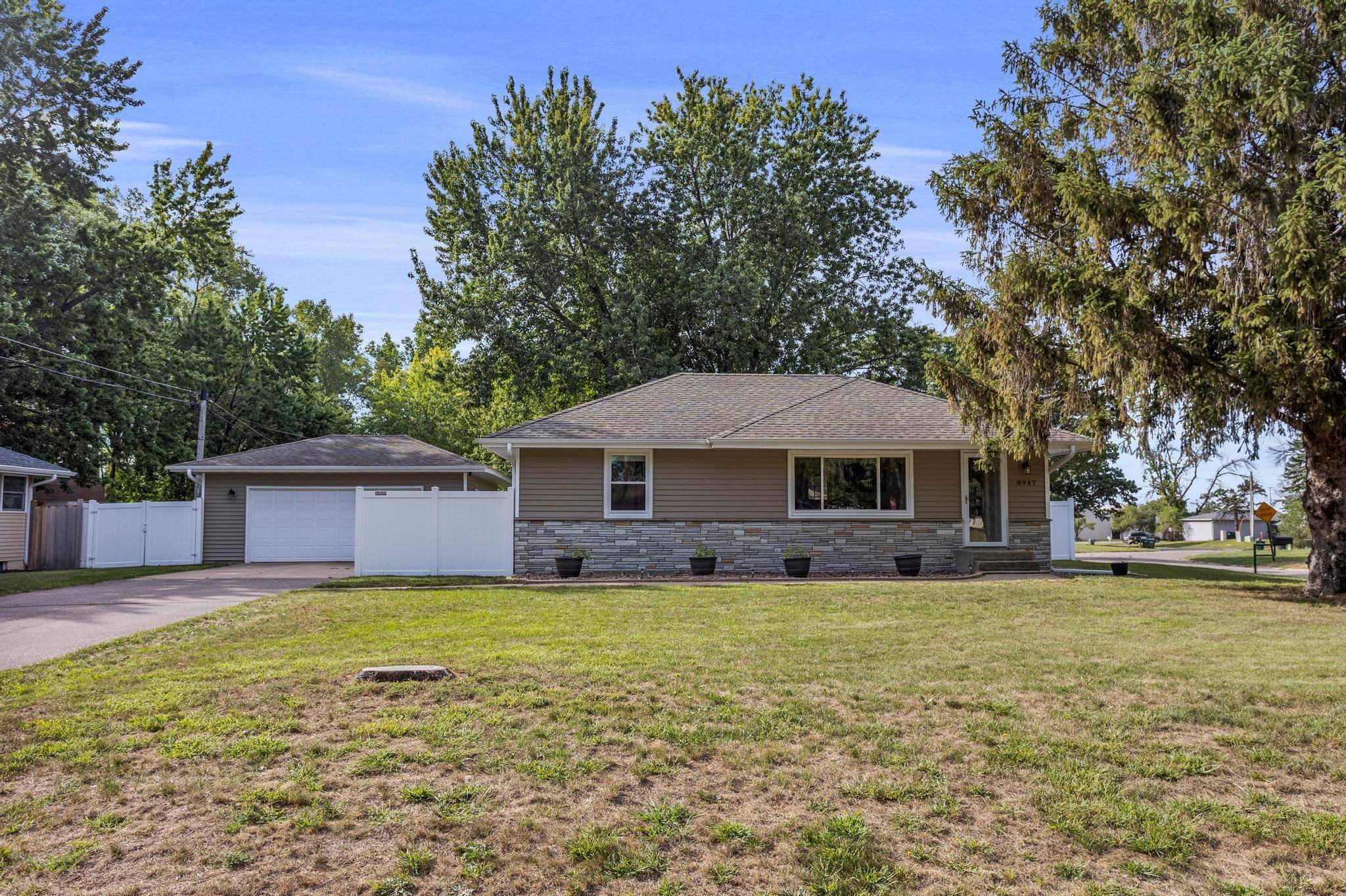 8947 Terrace RD NE, Blaine, MN 55434