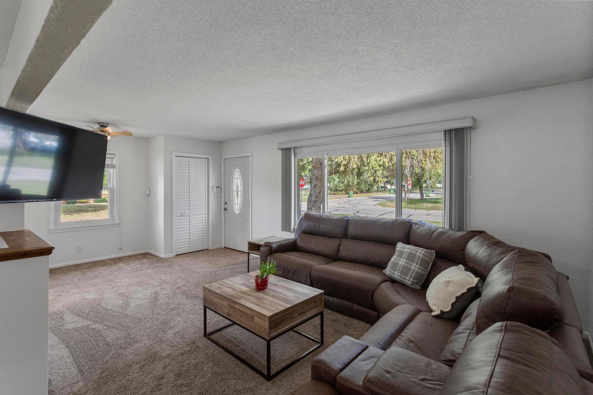 8947 Terrace RD NE, Blaine, MN 55434