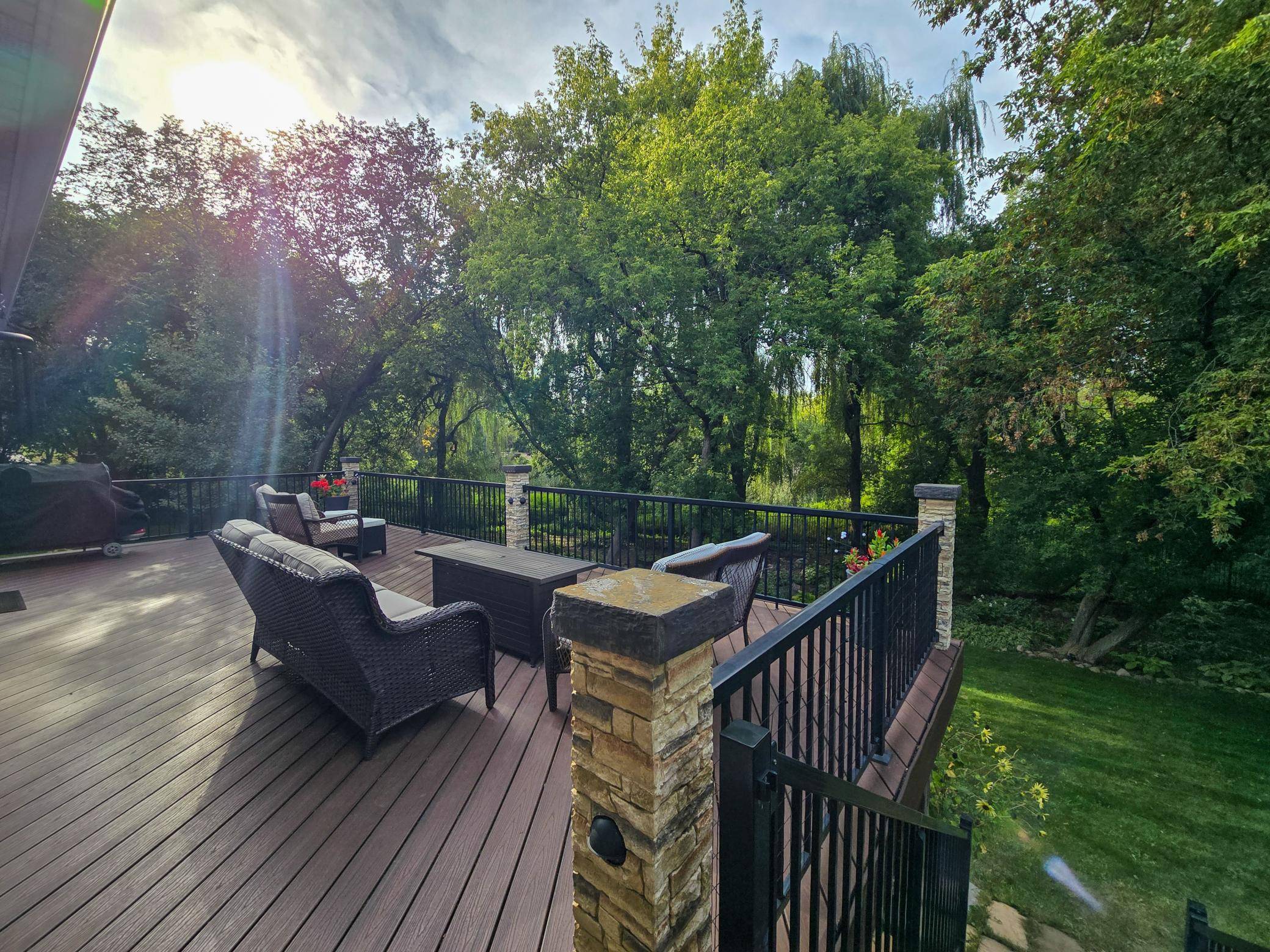 2580 Brinkhaus ST, Chaska, MN 55318