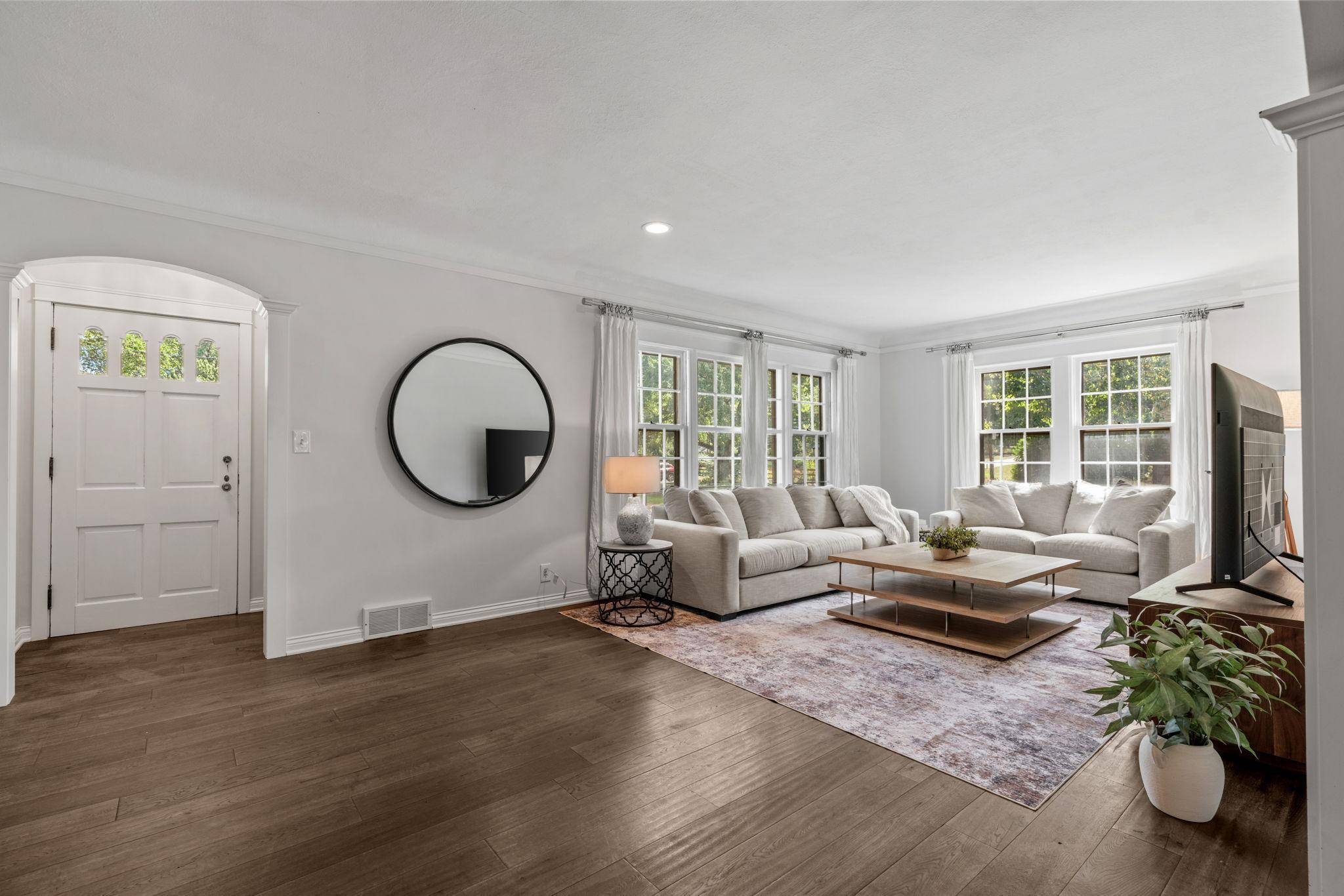 3540 Plymouth RD, Minnetonka, MN 55305