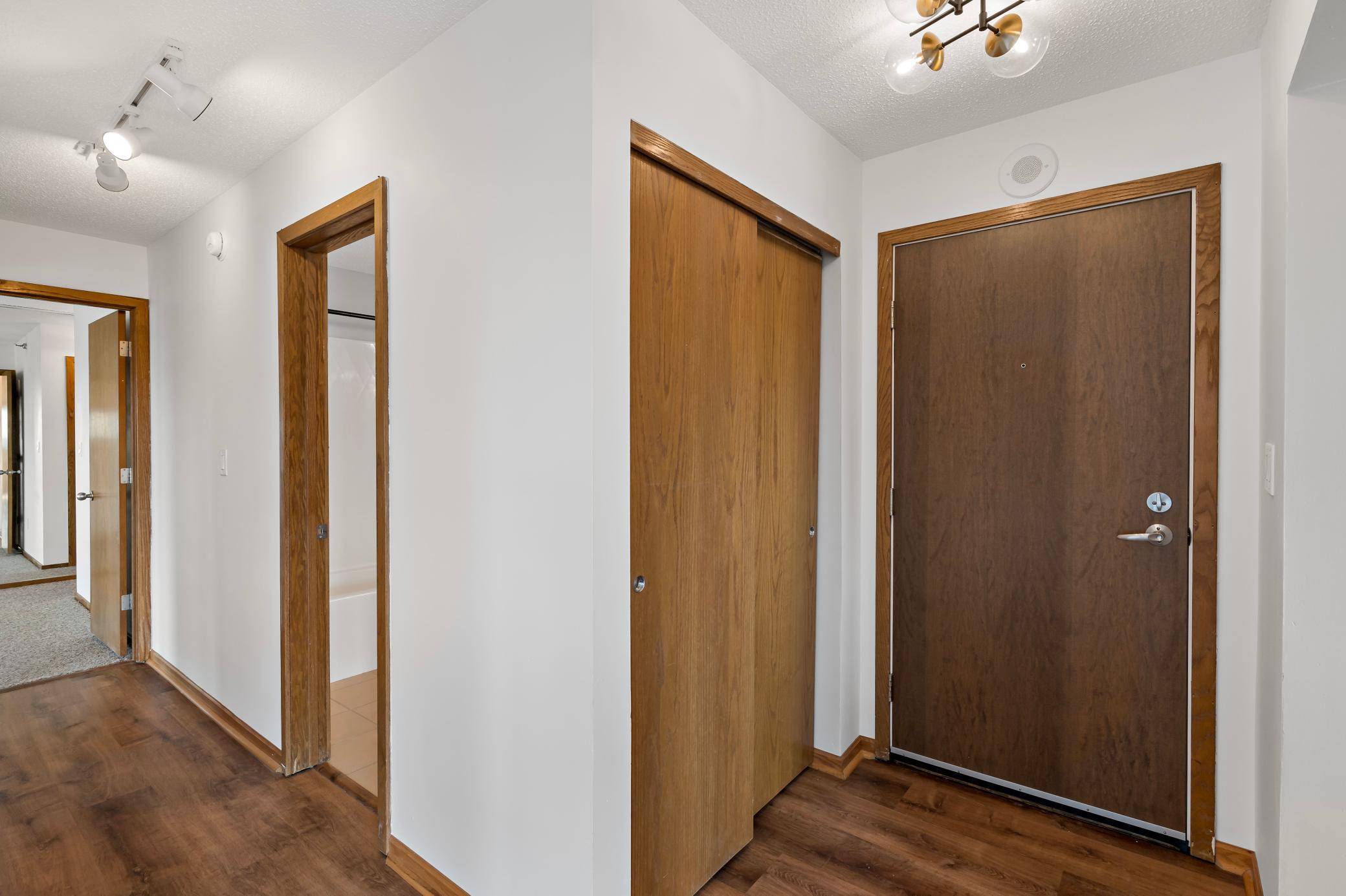 433 S 7th ST #1627, Minneapolis, MN 55415