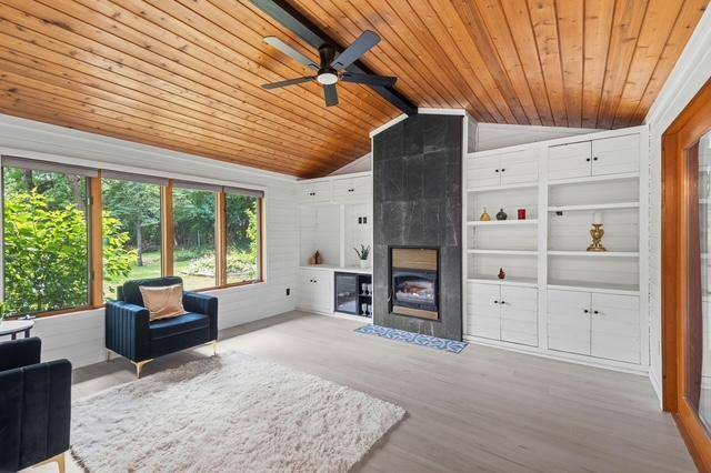 3662 Robin LN, Minnetonka, MN 55305