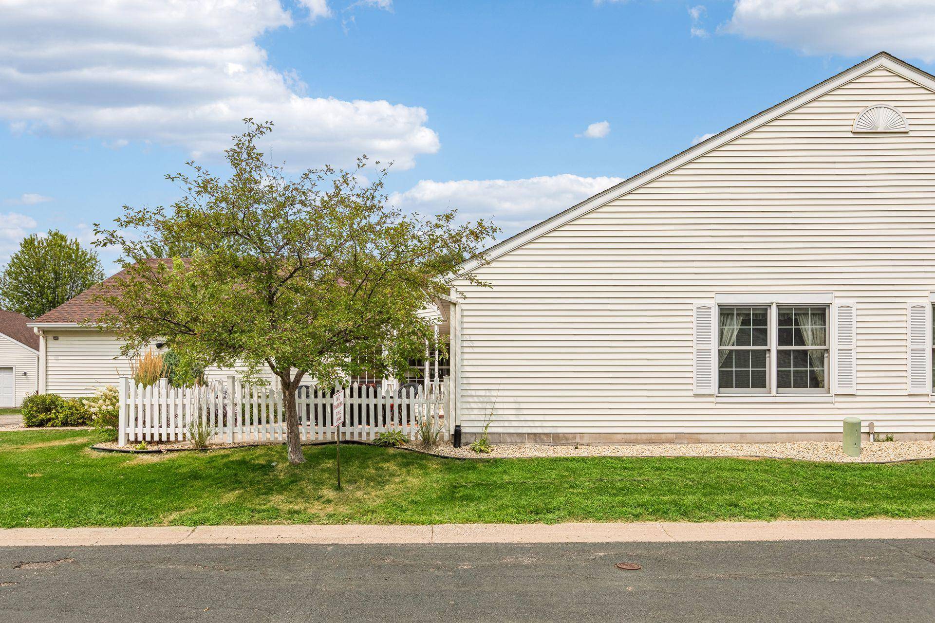 64 Thompson AVE W #43, West Saint Paul, MN 55118
