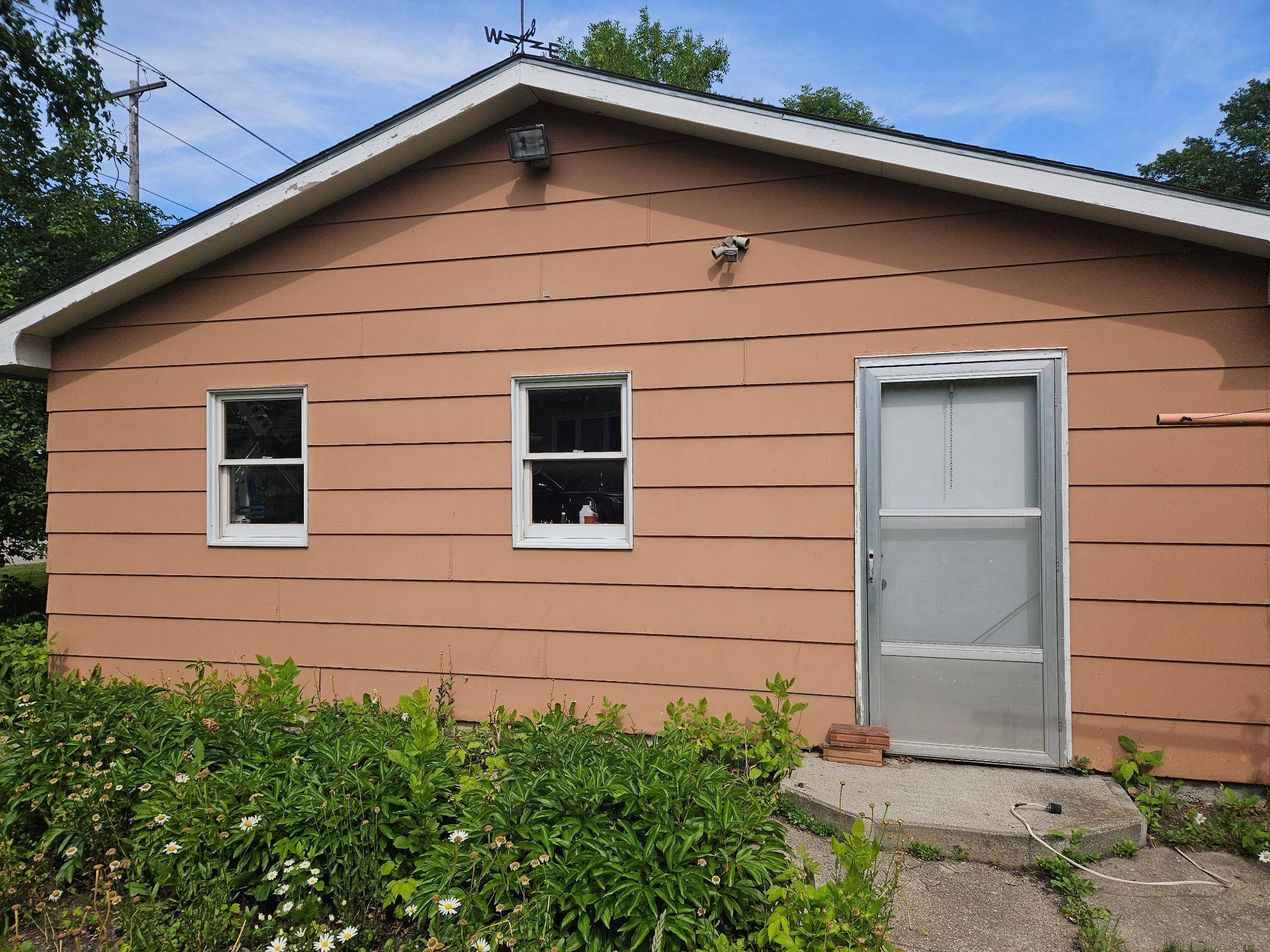 304 Arnold AVE S, Thief River Falls, MN 56701
