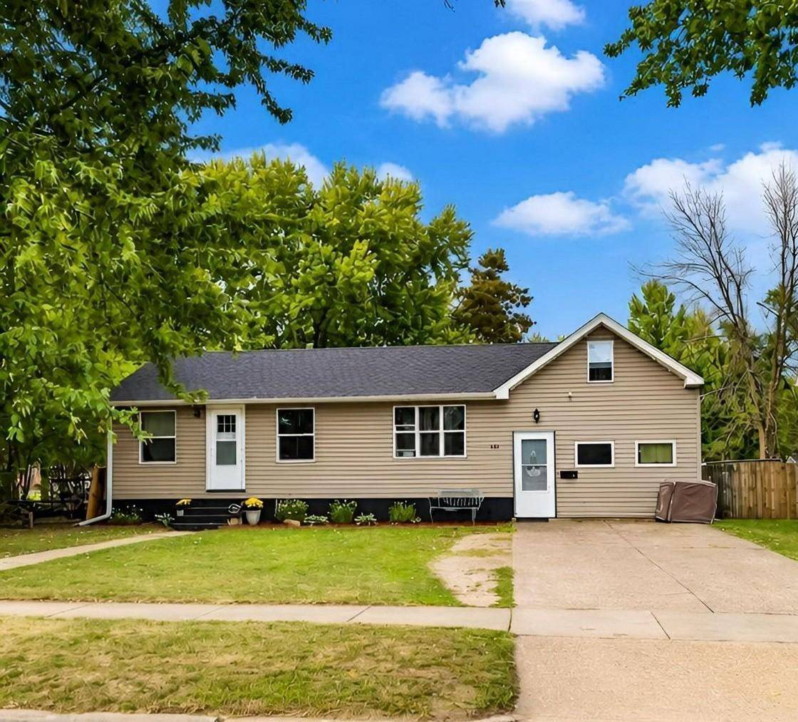 431 N 1st ST, New Richmond, WI 54017