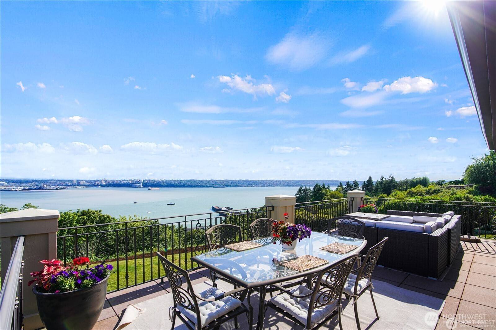 4702 Browns Point BLVD NE, Tacoma, WA 98422