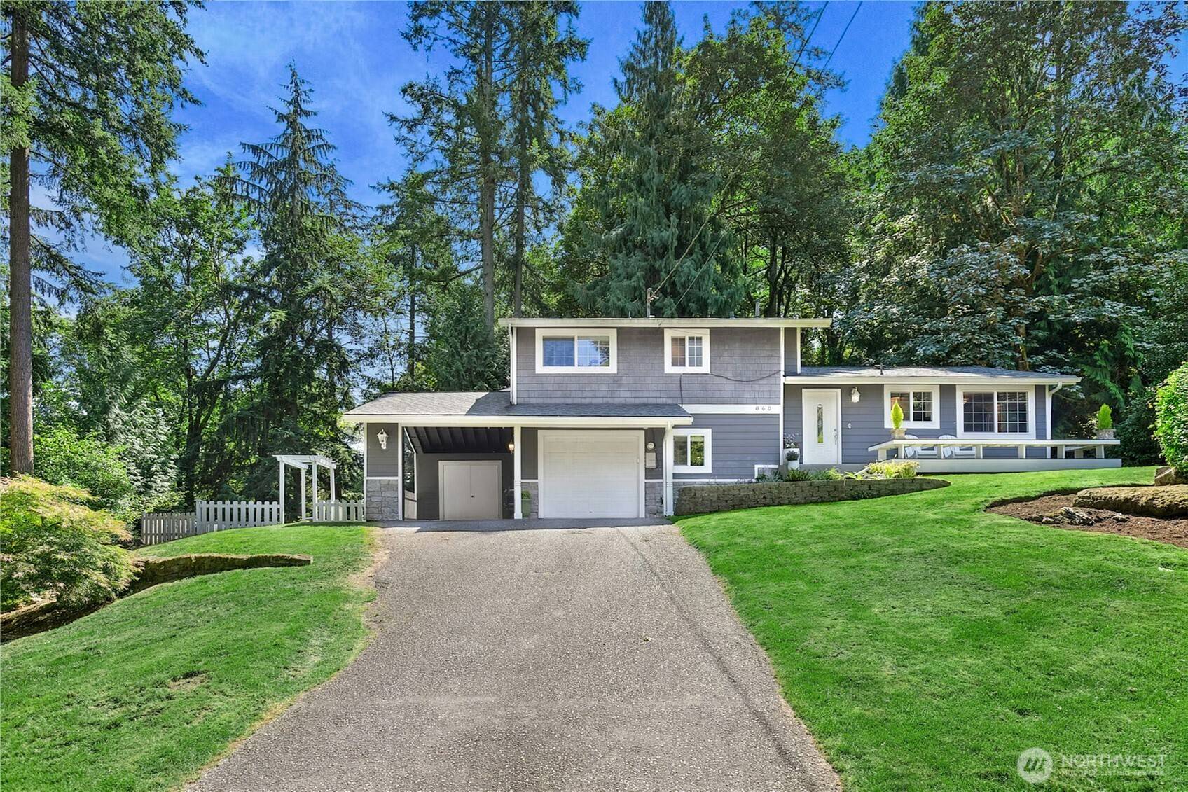 860 Valley View PL SW, Issaquah, WA 98027