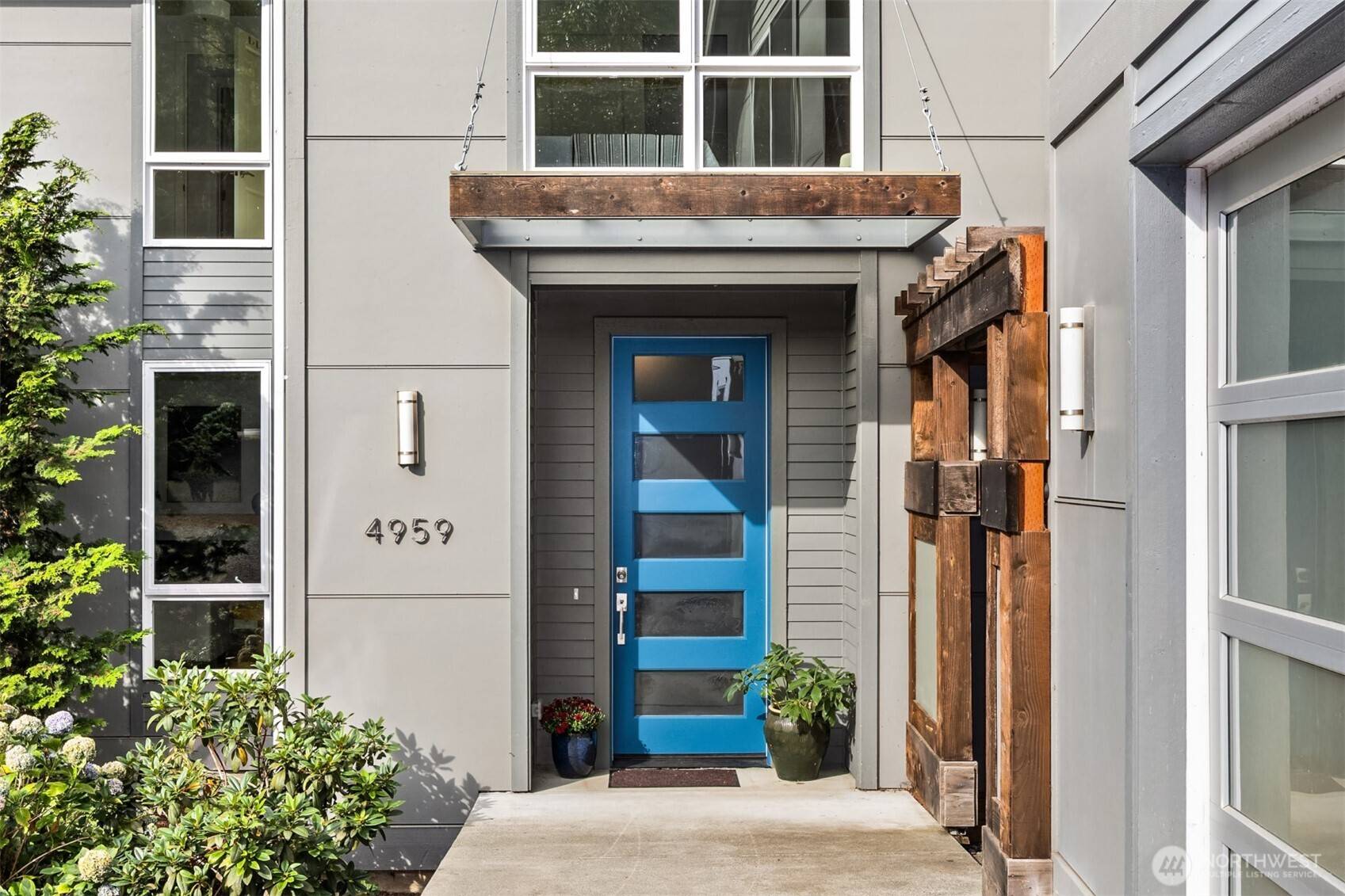 4959 Lynwood Center RD NE, Bainbridge Island, WA 98110