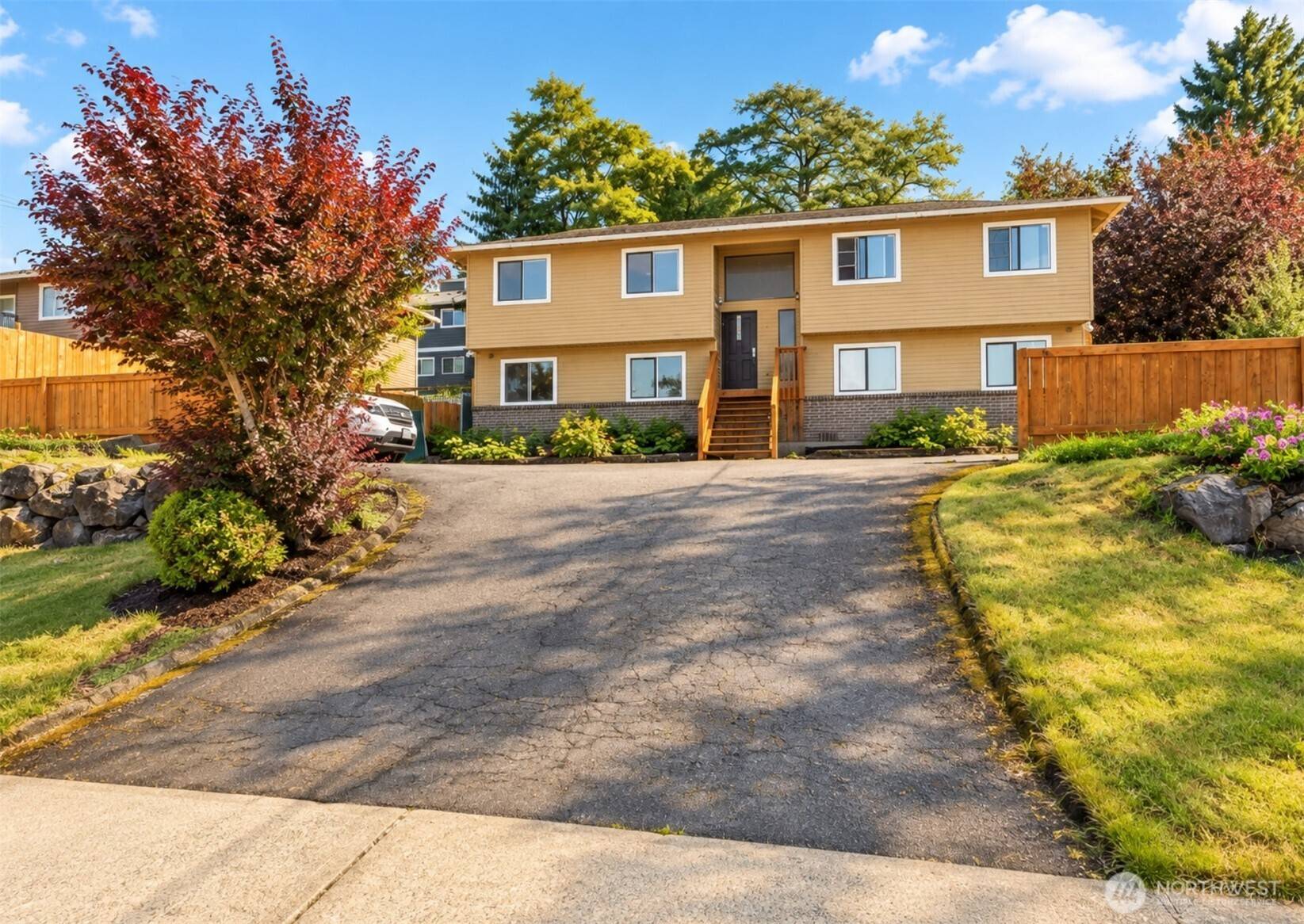 21614 29th AVE S, Des Moines, WA 98198