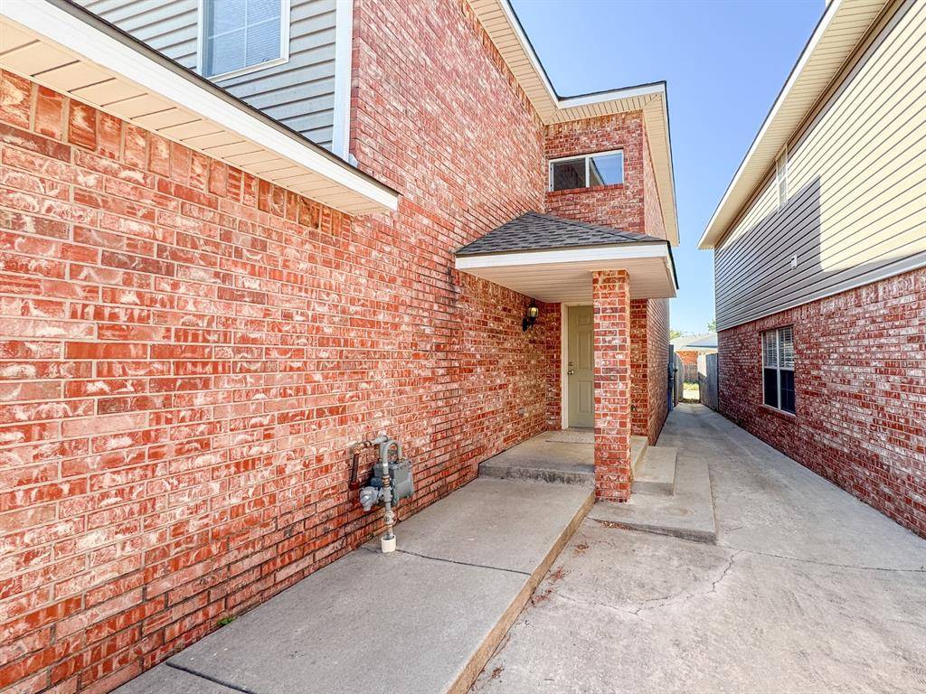 839 Rambling Oaks DR, Norman, OK 73072
