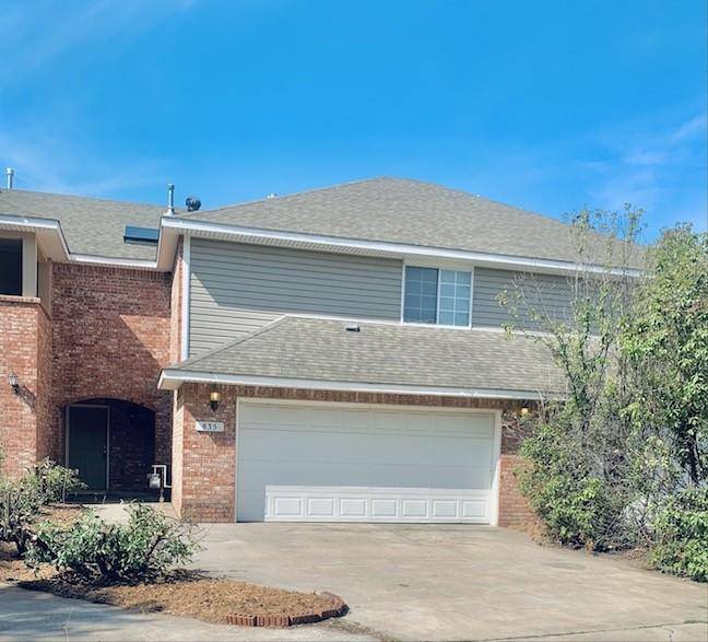 835 Rambling Oaks DR, Norman, OK 73072