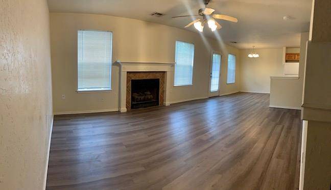 835 Rambling Oaks DR, Norman, OK 73072