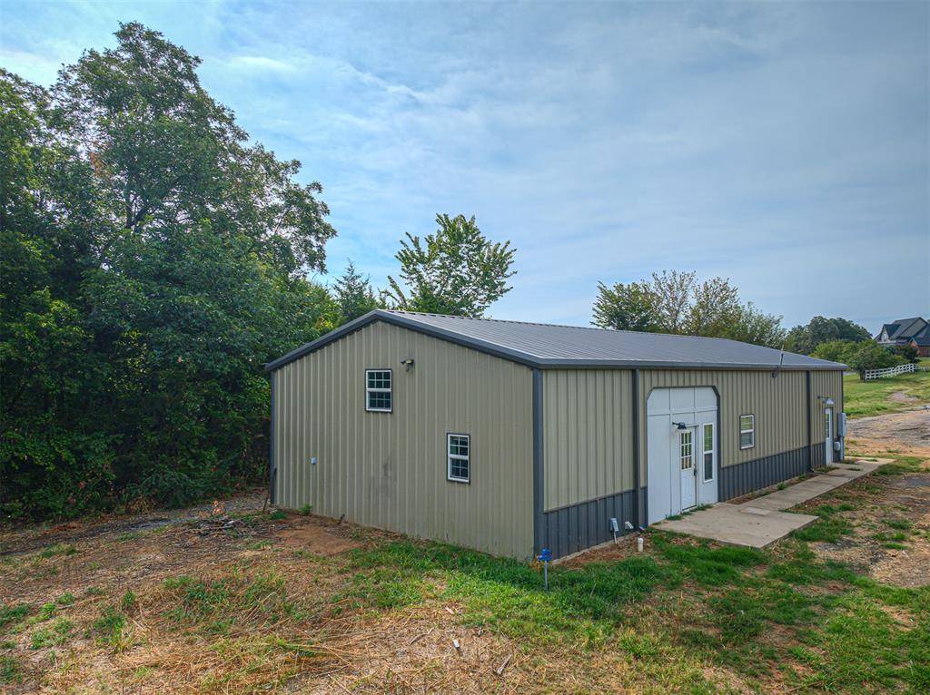 15705 Grant RD, Shawnee, OK 74801