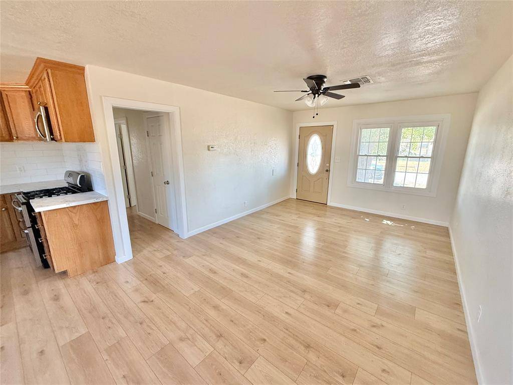 1329 E Spruce ST, Altus, OK 73521