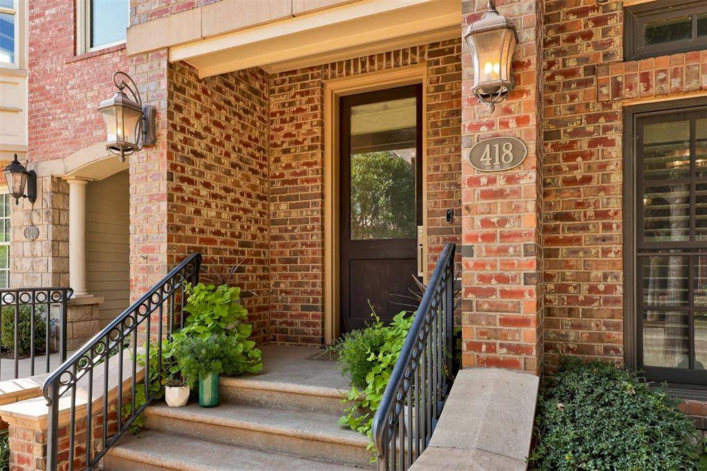 418 NE 1st ST, Oklahoma City, OK 73104