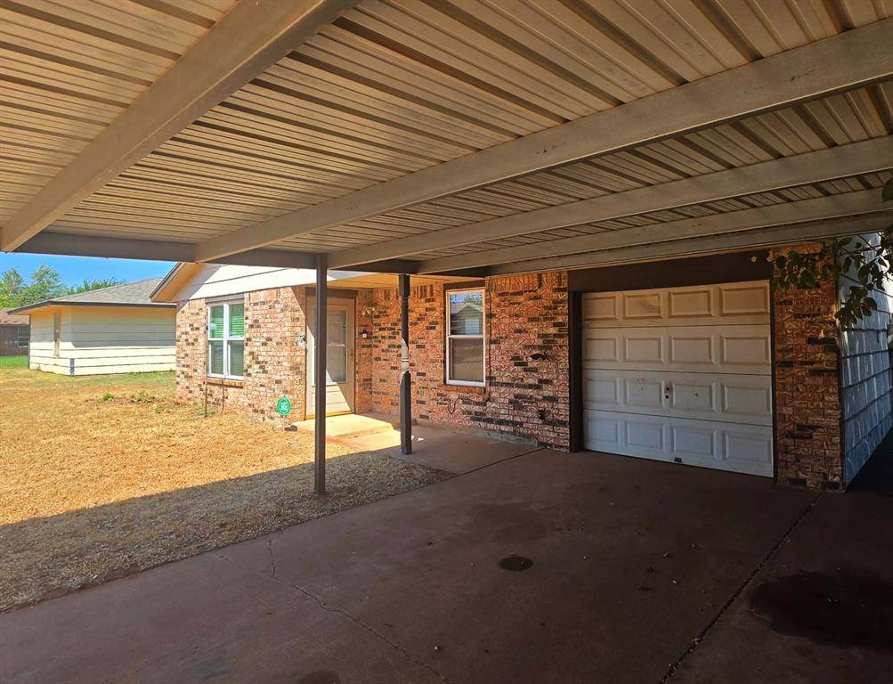 1605 SE 52nd ST, Oklahoma City, OK 73129