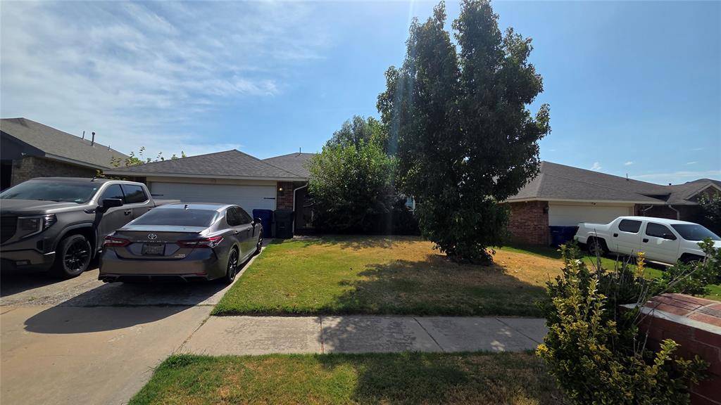 2330 Serenade DR, Midwest City, OK 73130