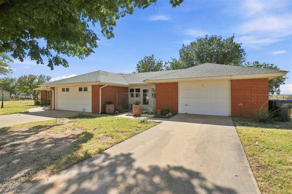 20425 E County Road 1567 RD, Altus, OK 73521