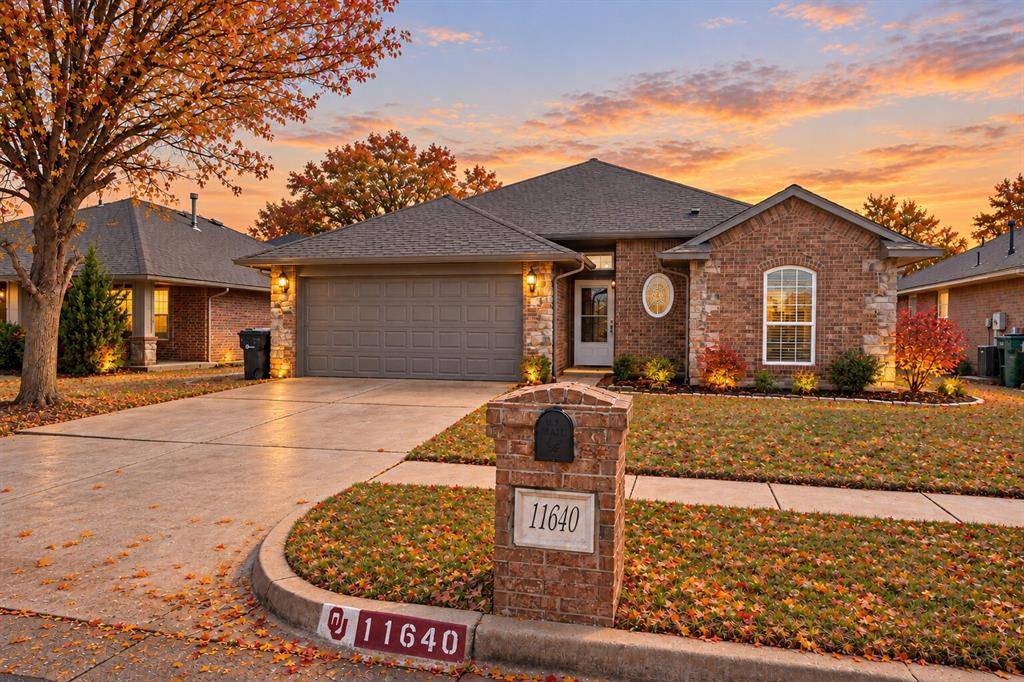 11640 SW 10th ST, Yukon, OK 73099