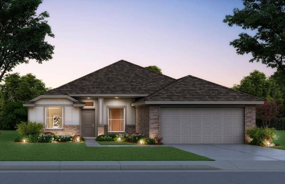 12013 SW 11th ST, Yukon, OK 73099