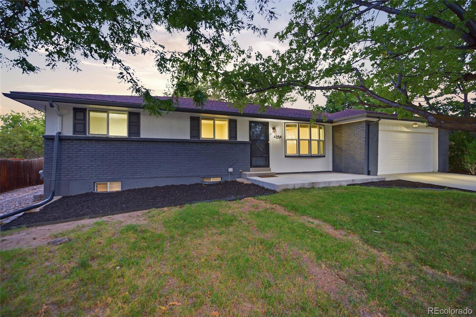 4854 S Parfet ST, Littleton, CO 80127