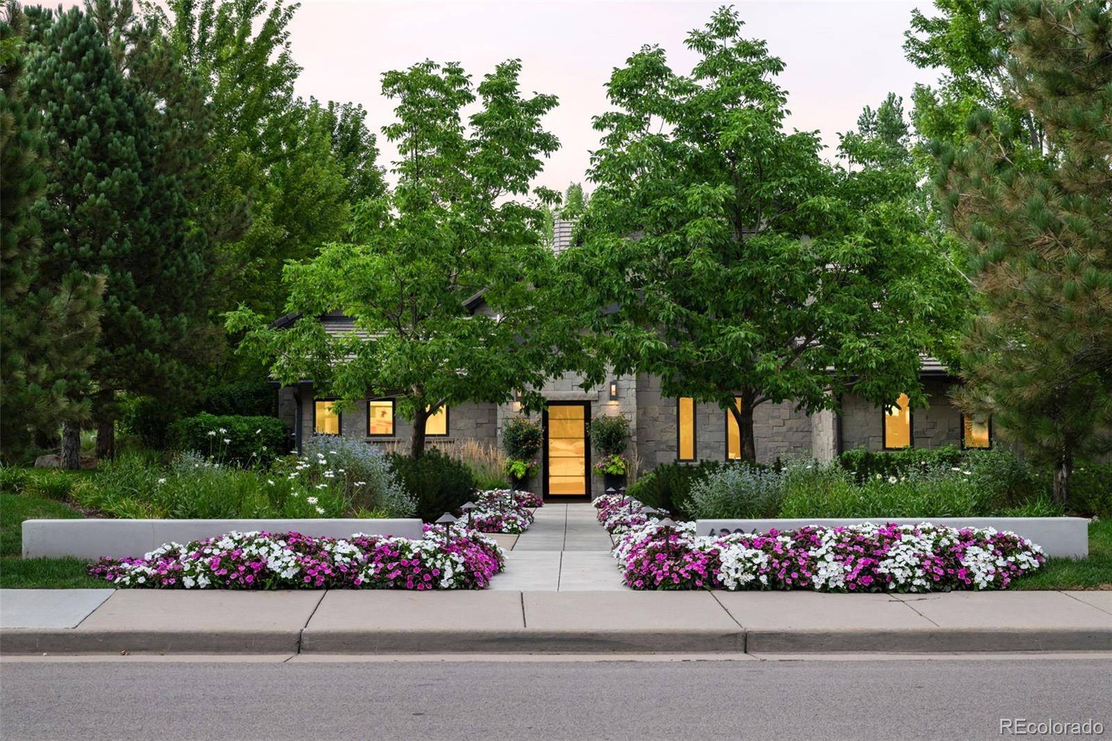 4201 Preserve Pkwy, Greenwood Village, CO 80121