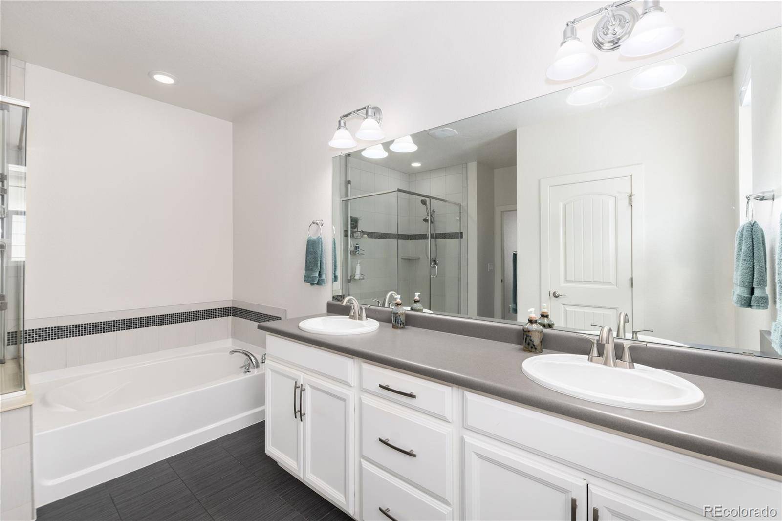 6609 Pinery Villa PL, Parker, CO 80134