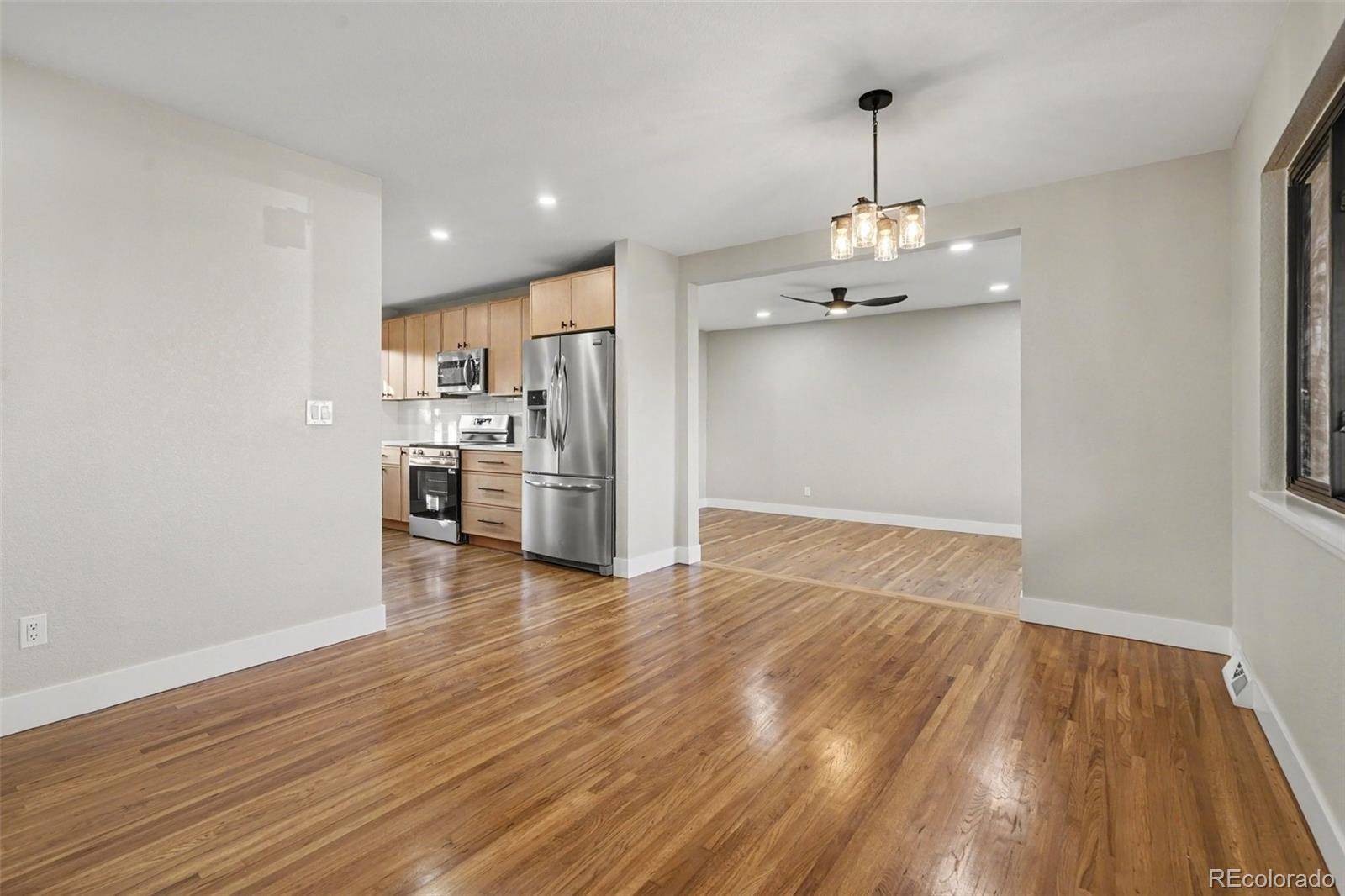 559 Elbert WAY, Denver, CO 80221