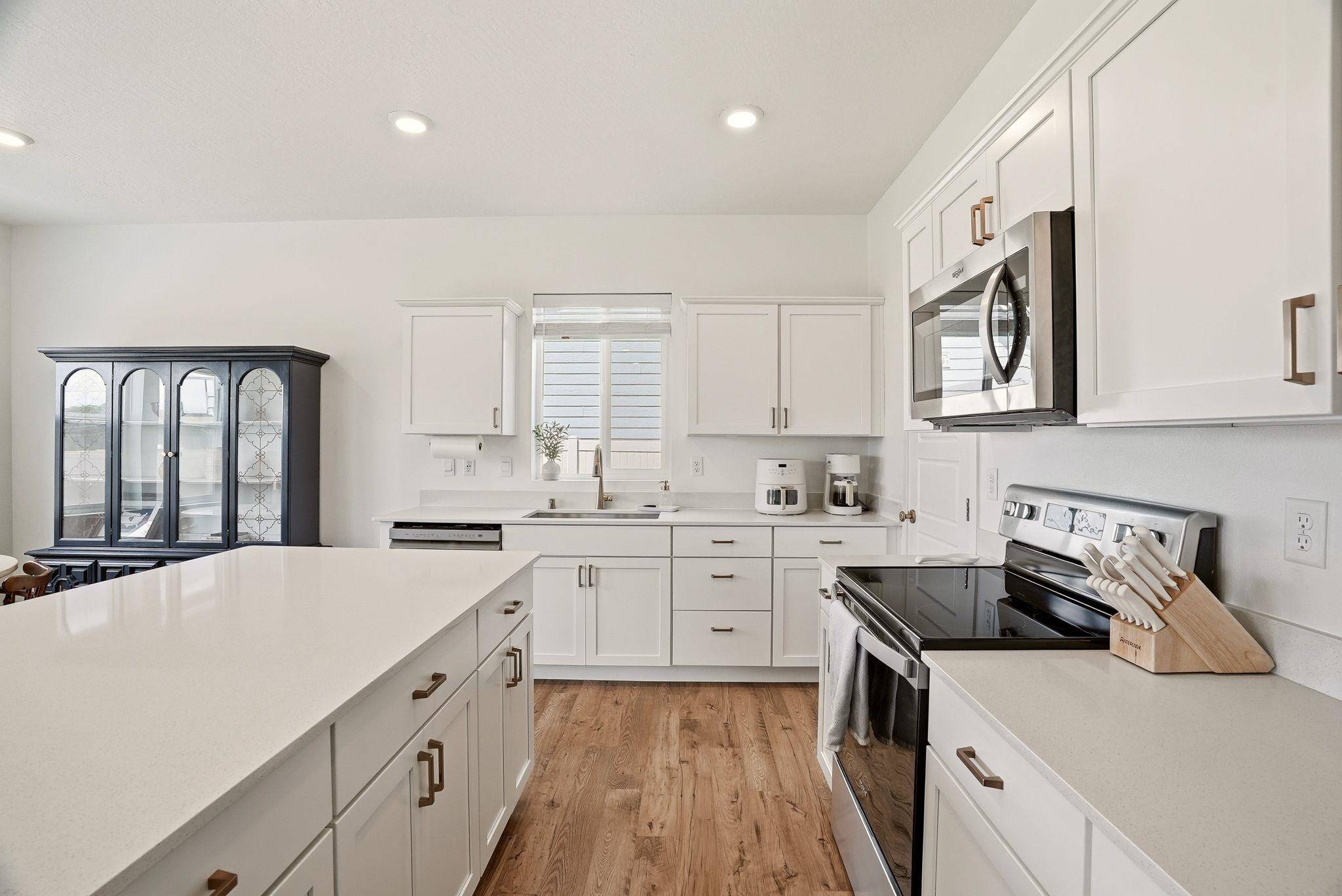 8218 S COLWOOD Rd, Cheney, WA 99004