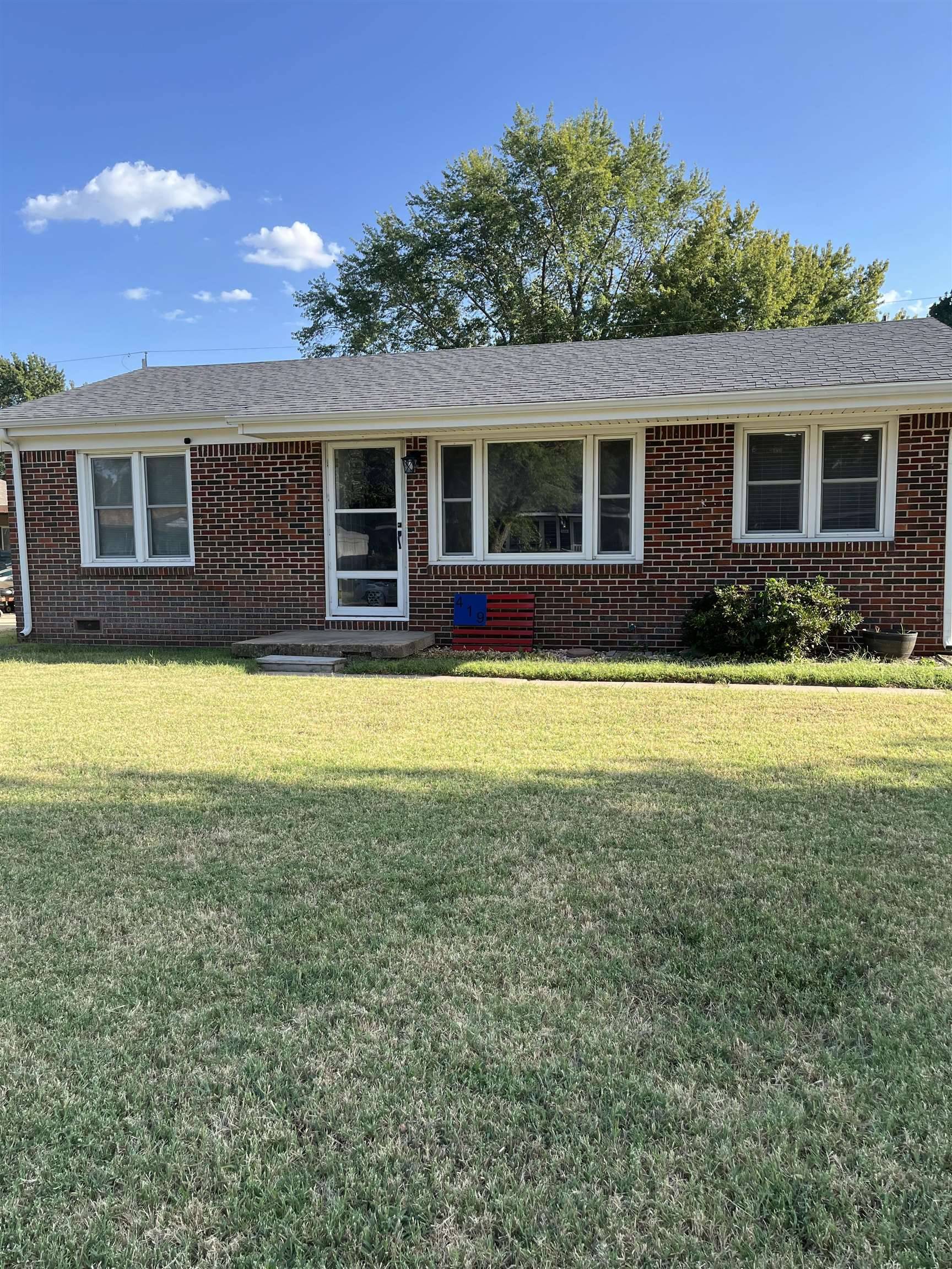 419 SW 5th, Haysville, KS 67060