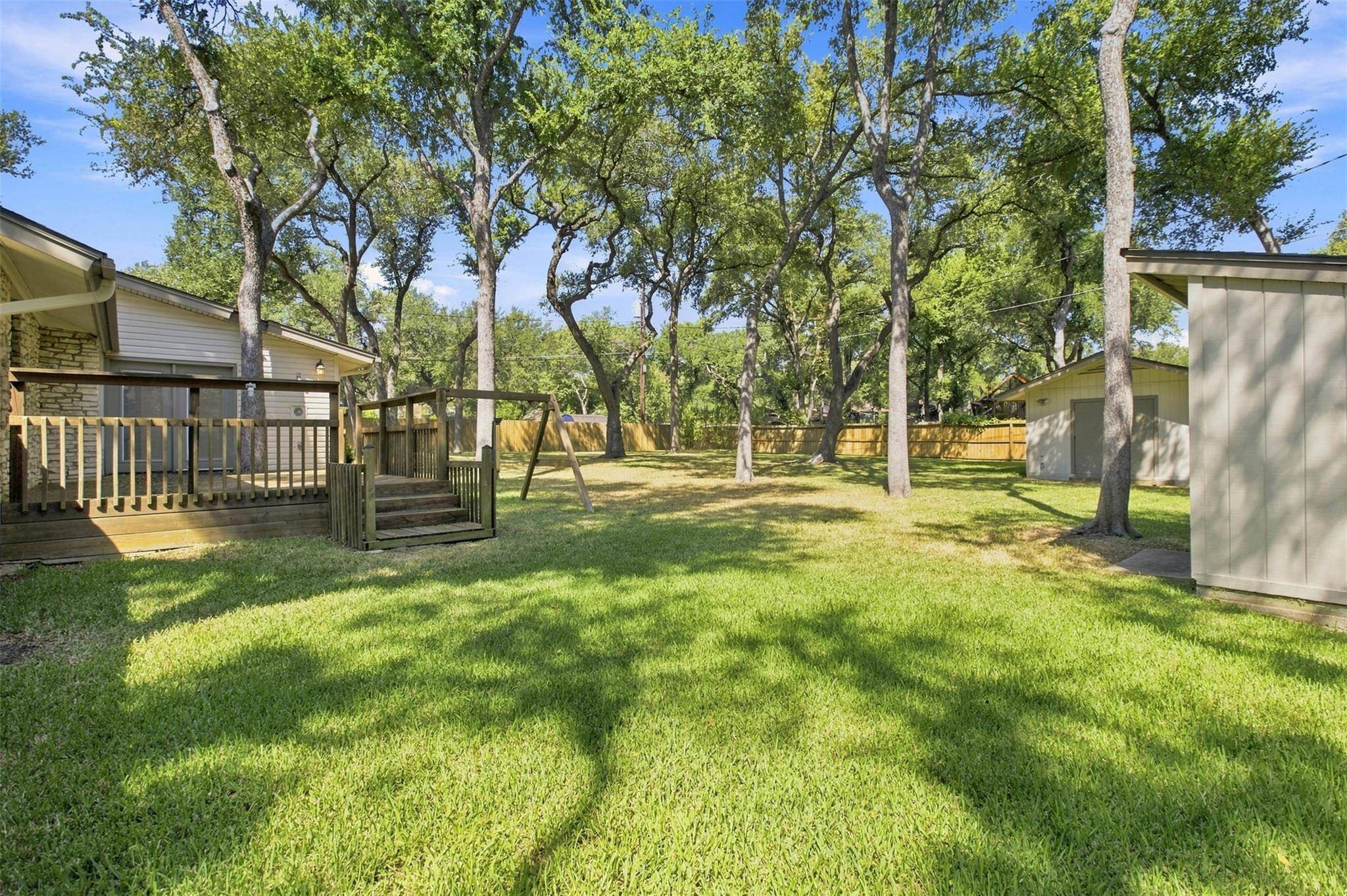 9202 Shady Oaks DR, Austin, TX 78729