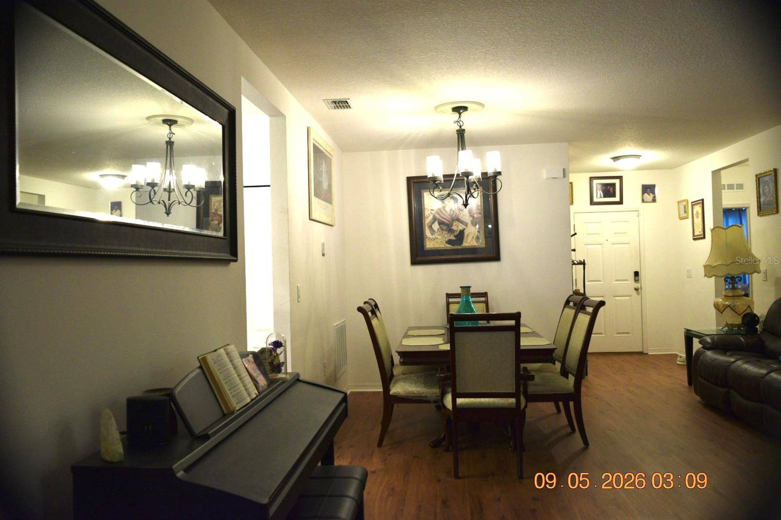 139 W FIESTA KEY LOOP W, Deland, FL 32720