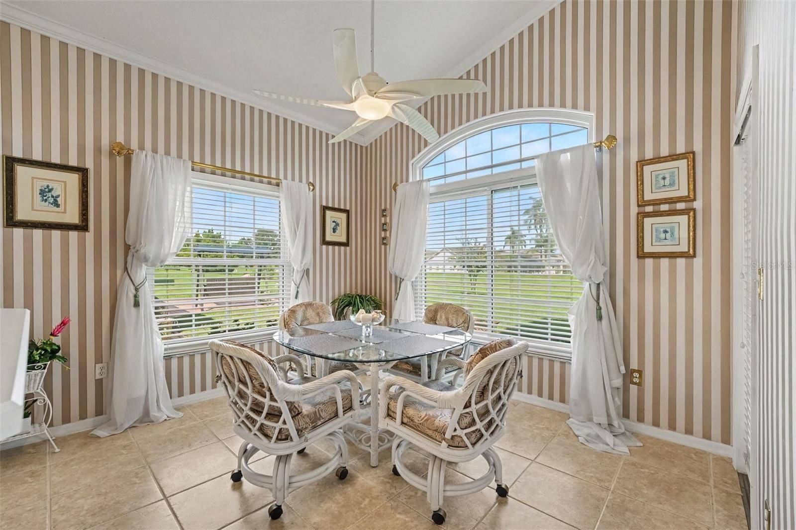 302 HIGH VISTA DR, Davenport, FL 33837