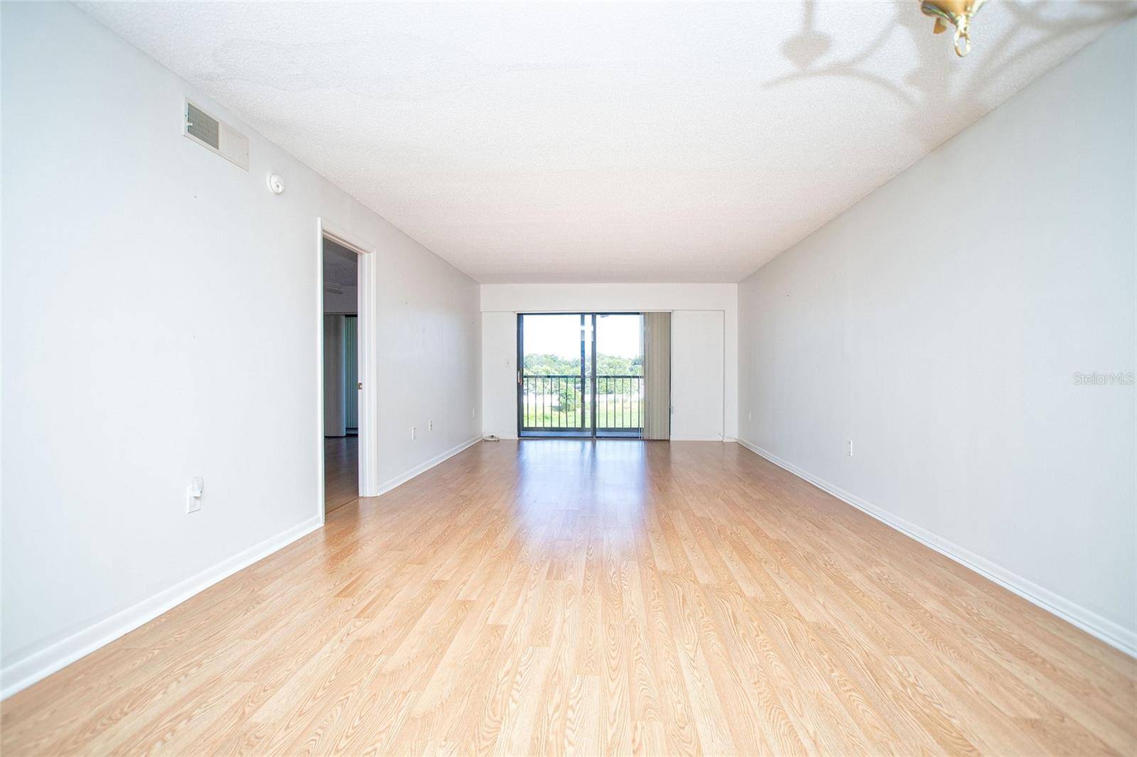 9490 HARBOR GREENS WAY #306, Seminole, FL 33776