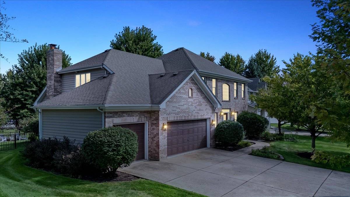 2236 Stowe CIR, Naperville, IL 60564