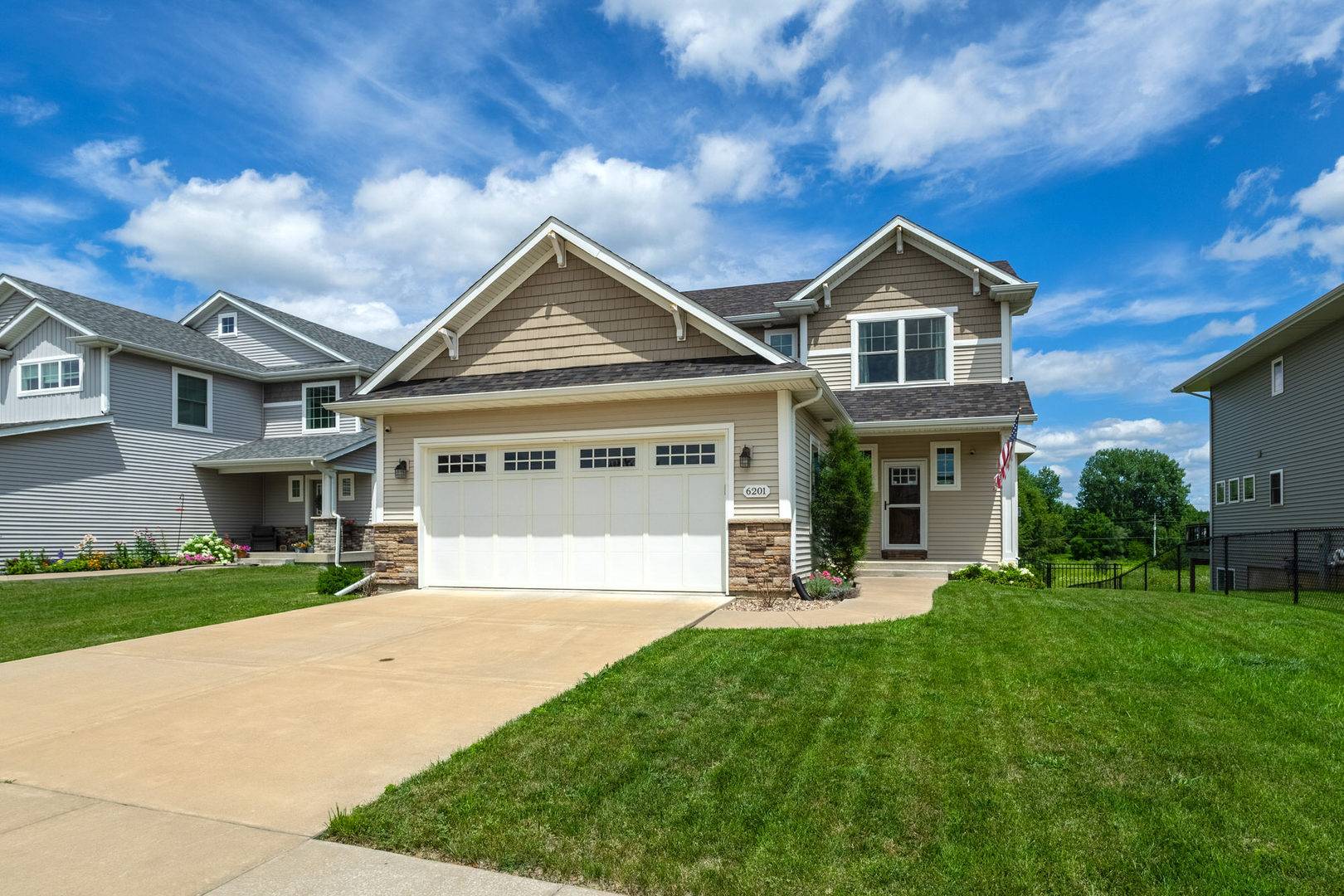 6201 Lillie AVE, Davenport, IA 52806